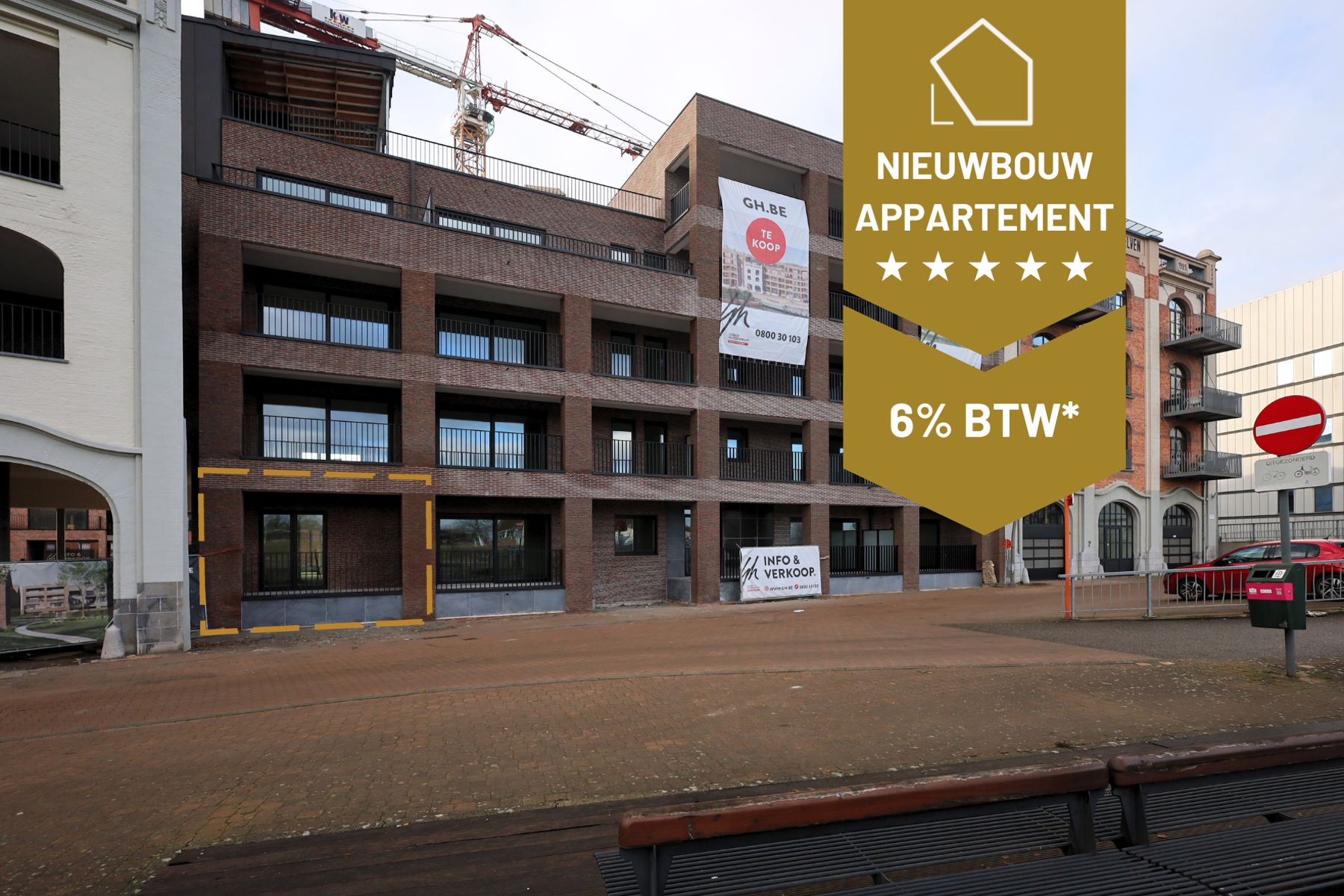 Gelijkvloers appartement met twee terrassen in Aalst foto {{pictureIndex}}