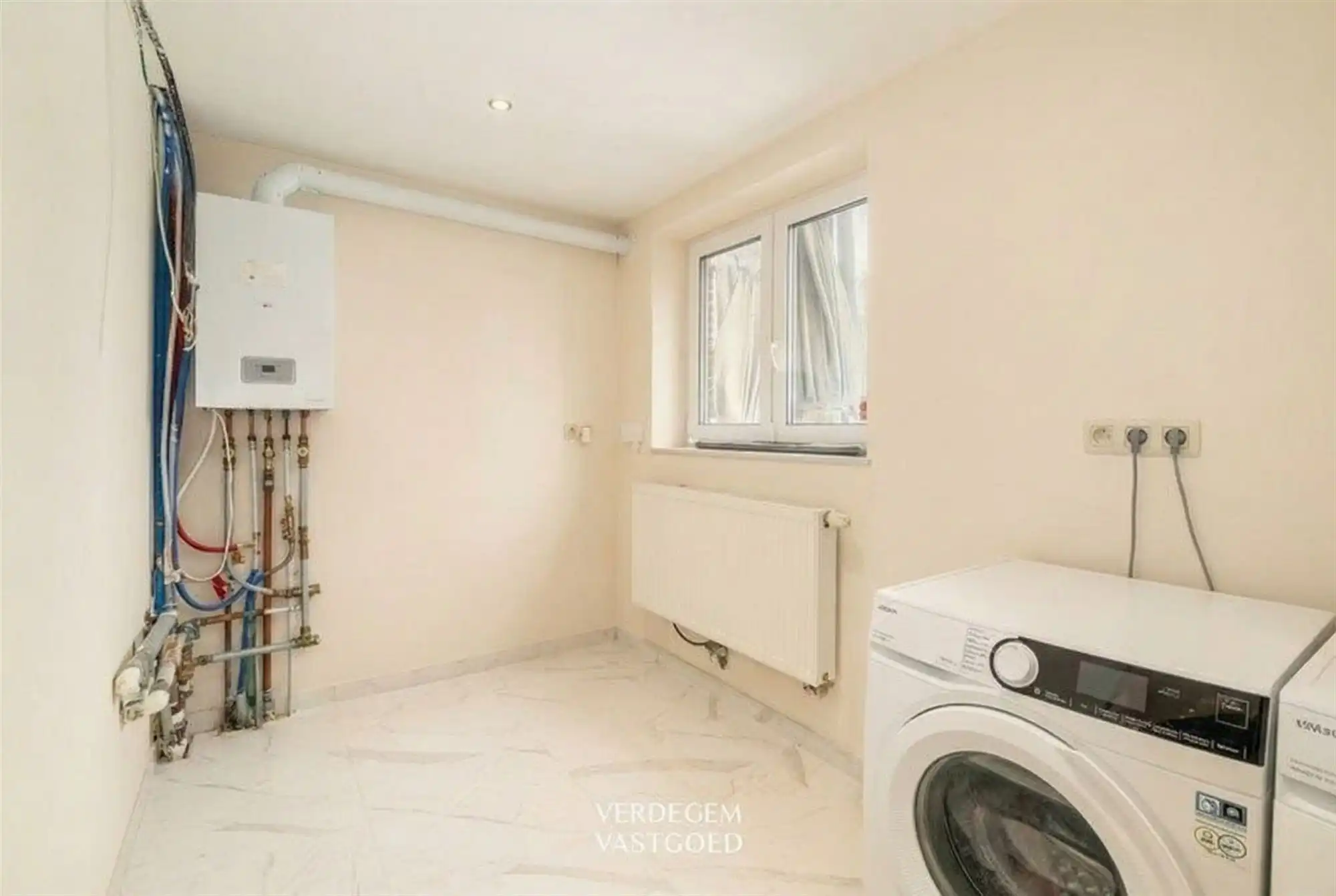 Ruime vrijstaande woning met 3 slaapkamers, tuin en garage / atelier foto 8