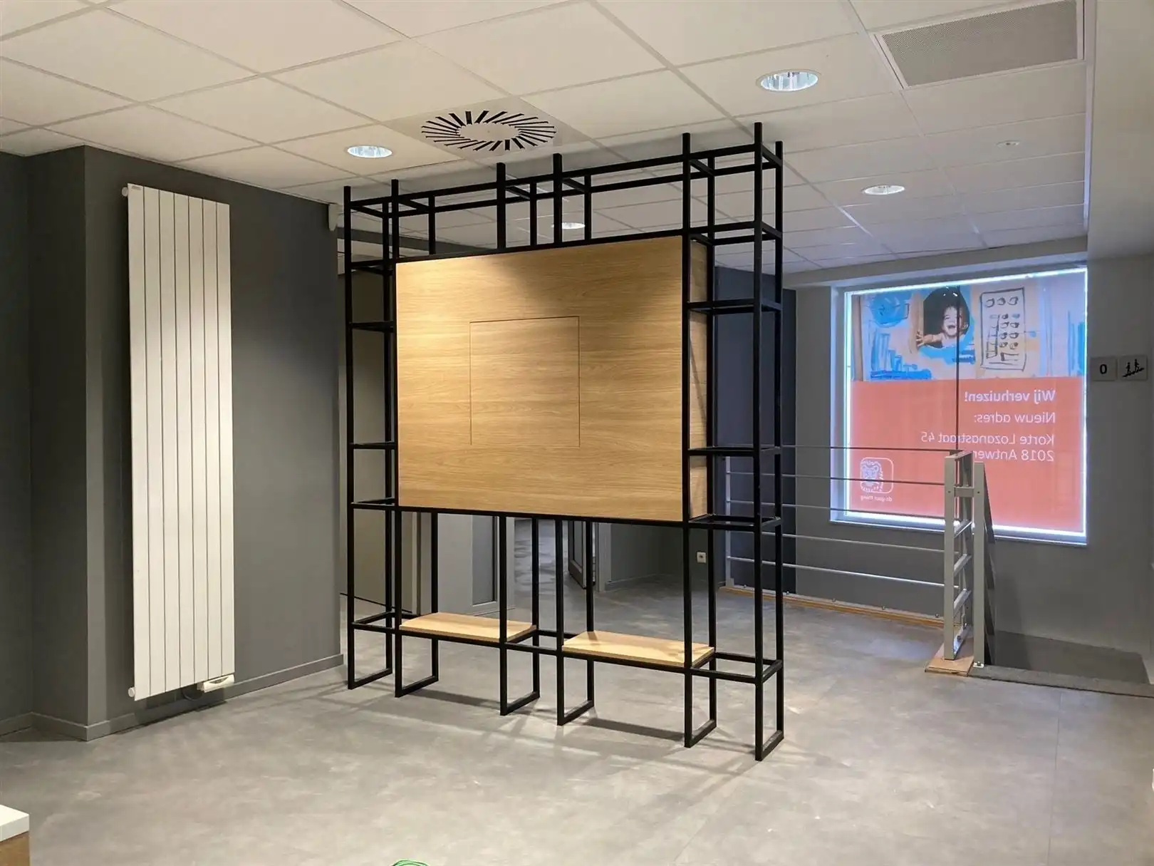 Veelzijdig hoekkantoor op commerciële ligging foto 5
