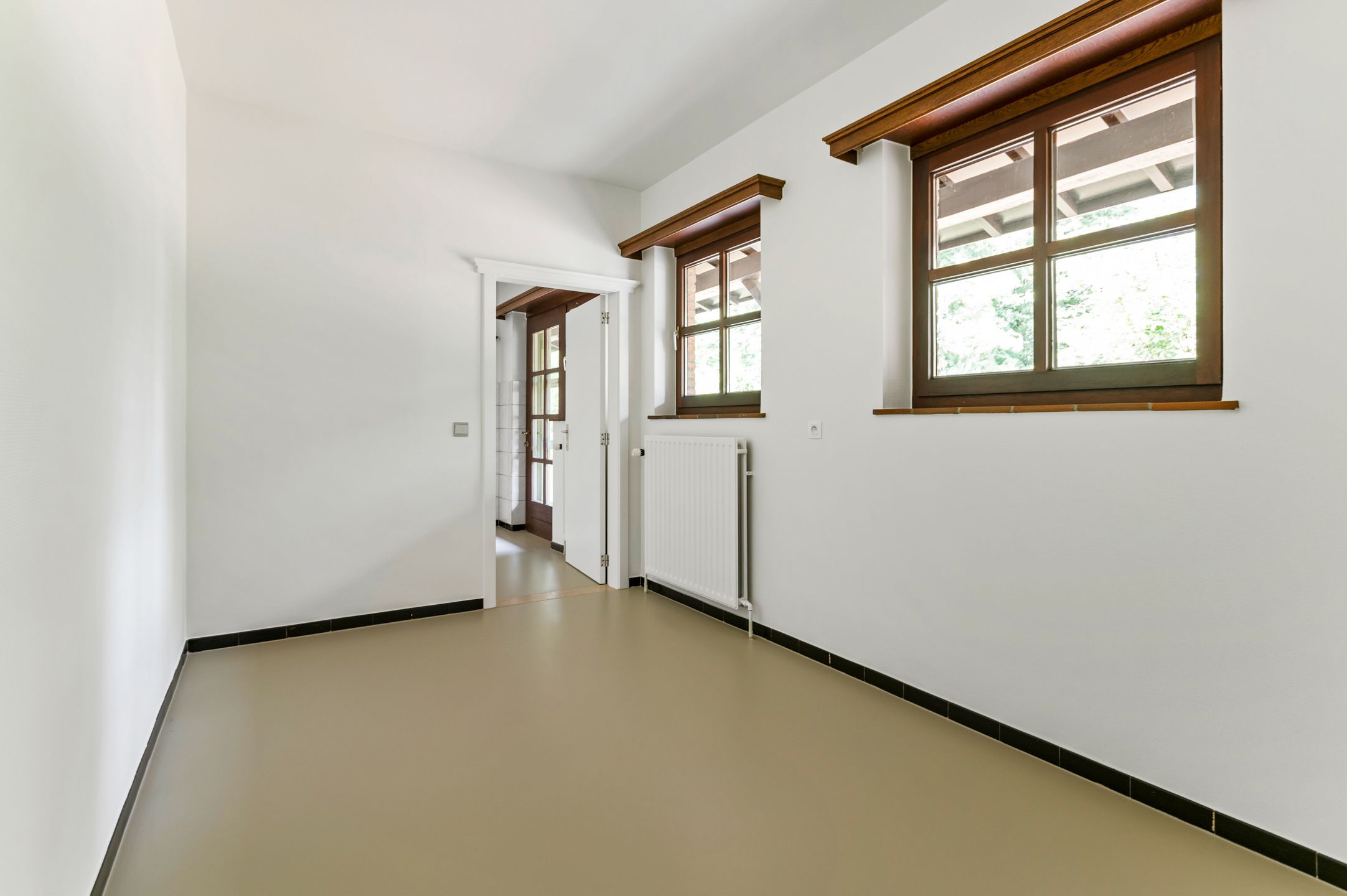 Gezinswoning met 4 slaapkamers en dubbele garage te Turnhout foto 6