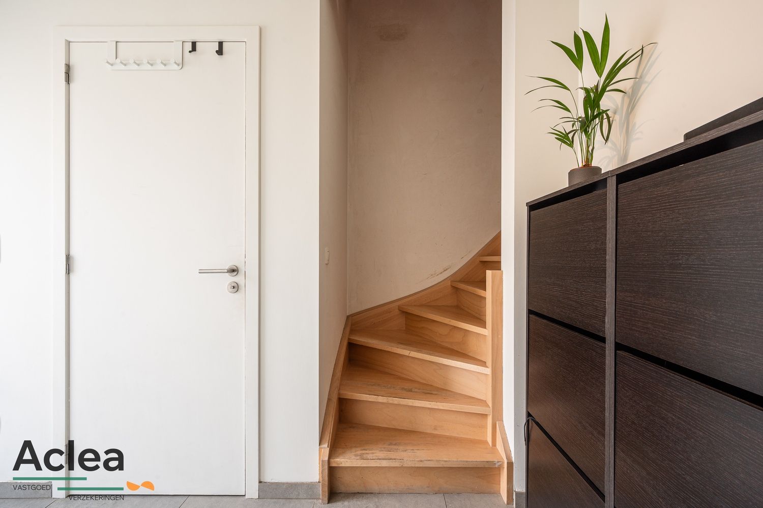 Recente energiezuinige woning met 3 tot 4 slpks foto 20