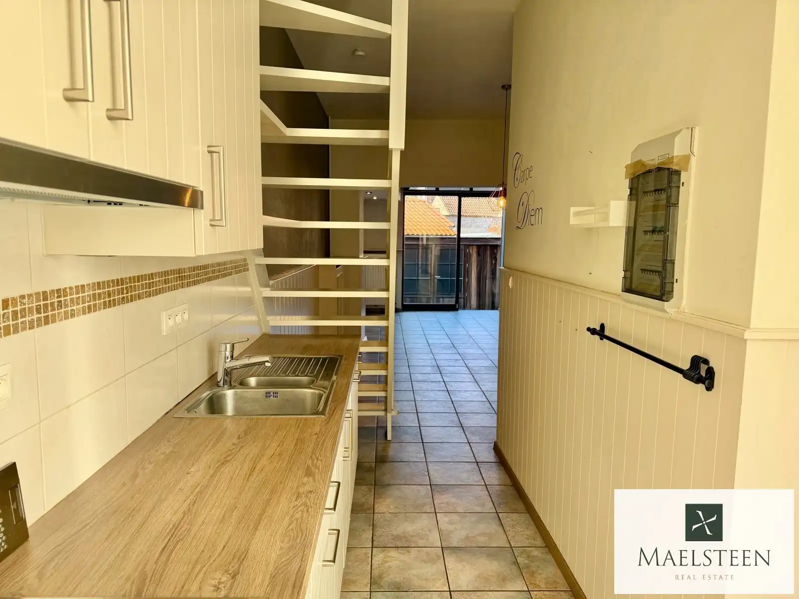 Instapklare trapgevelwoning, gelegen in Brugge centrum foto 4