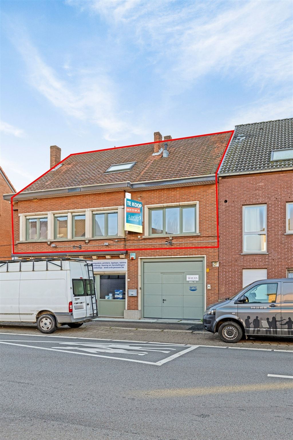 Polyvalent, gerenoveerd appartement met eventuele kantoorruimte! foto 2