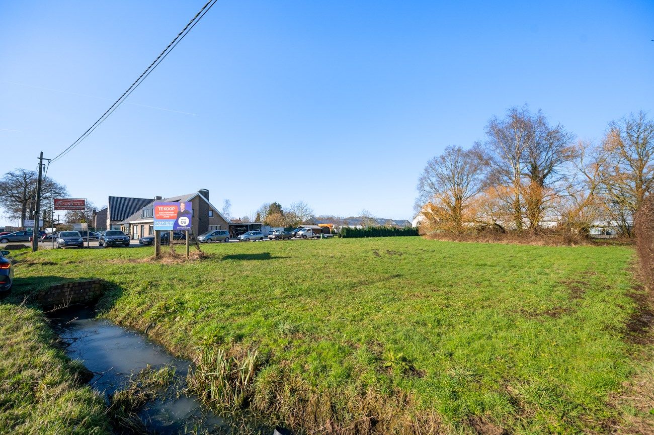 TOP commerciële bouwgrond bij het binnenkomen van Lochristi foto 3