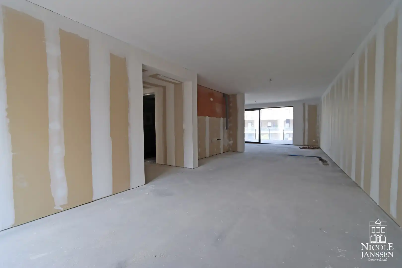 Nieuwbouwappartement van 137,05m²  foto 2