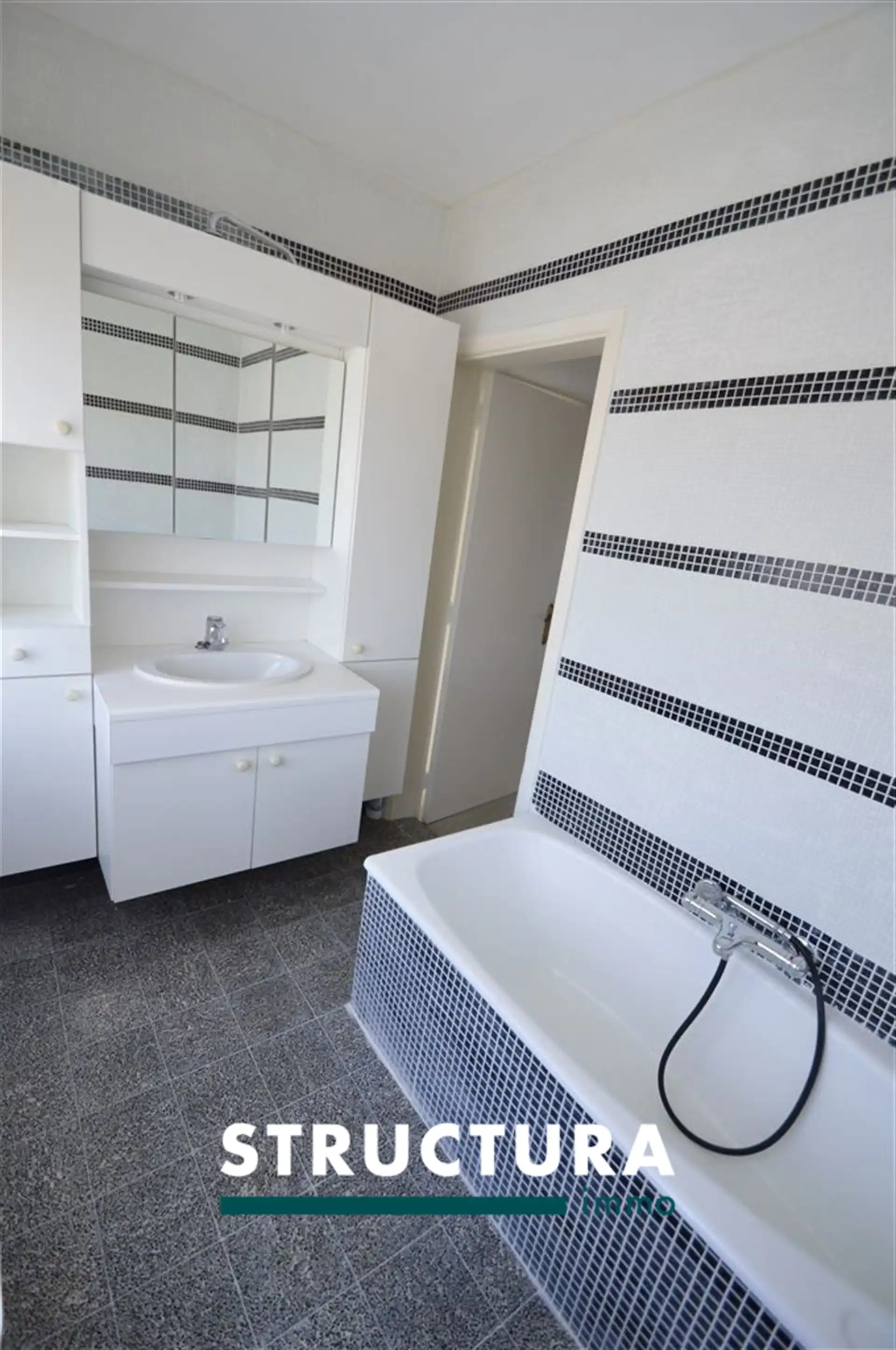 Woning met 3 slaapkamers nabij Merchtem centrum  foto 13