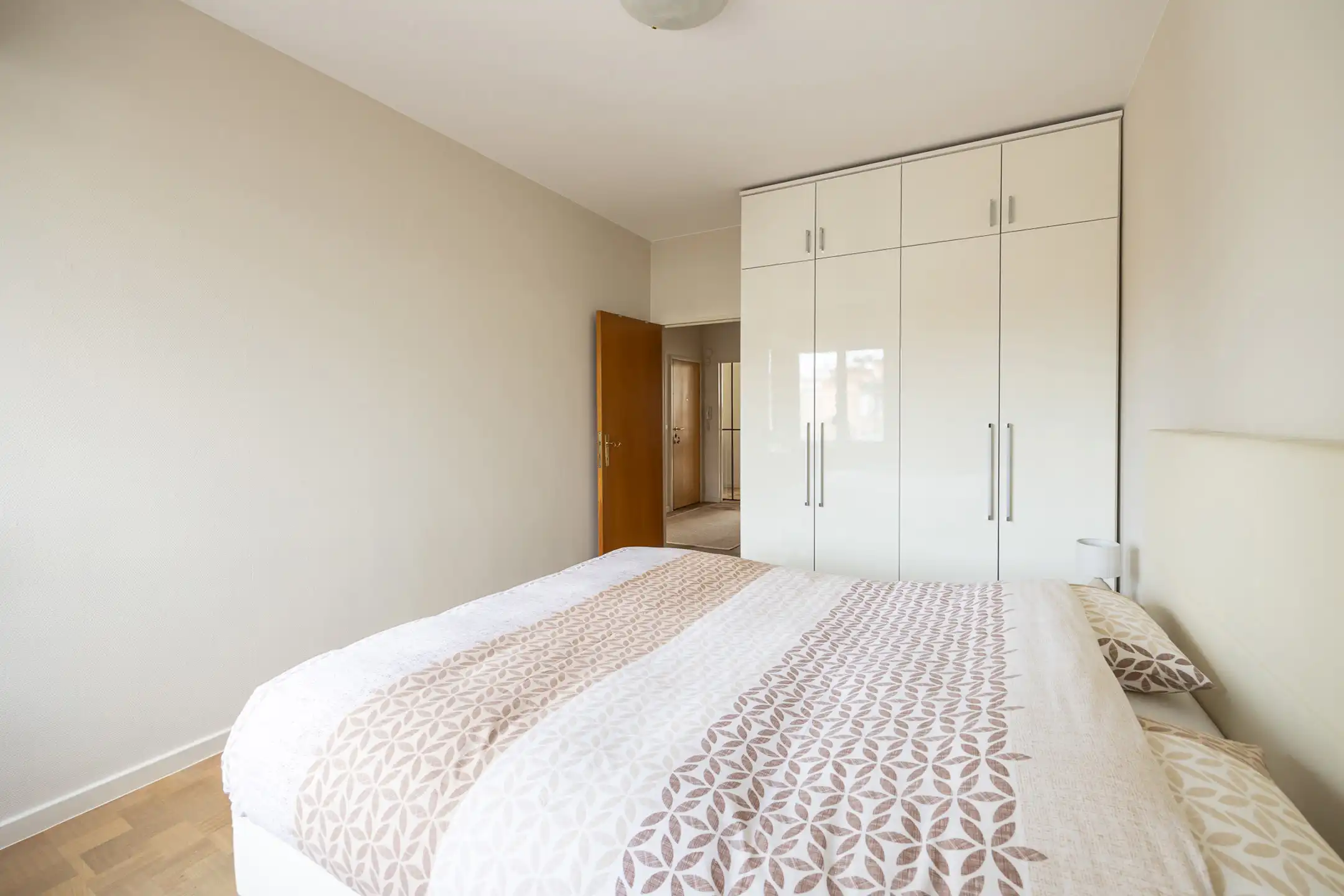 Ruim appartement vlak bij het bruisende Zuid foto 8