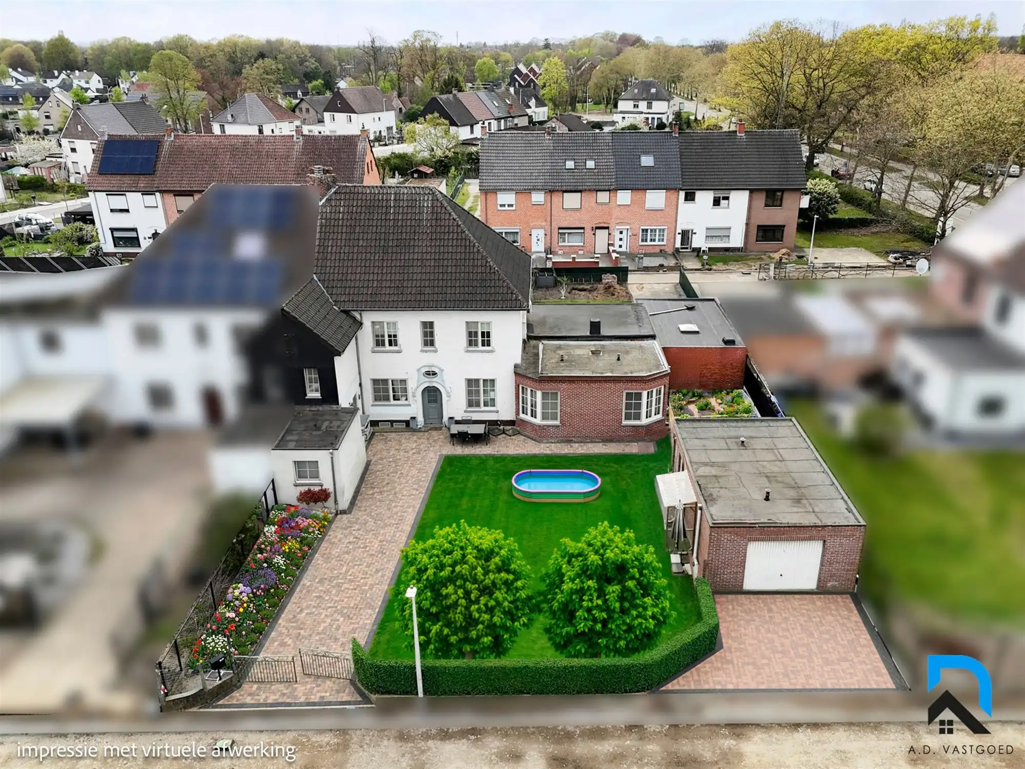 Gerenoveerde woning op toplocatie foto {{pictureIndex}}