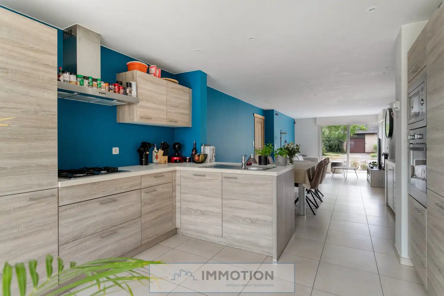 Instapklare halfopen woning op rustige ligging in Wevelgem - Kijkdagen met biedmoment op 4 en 5 september foto 6
