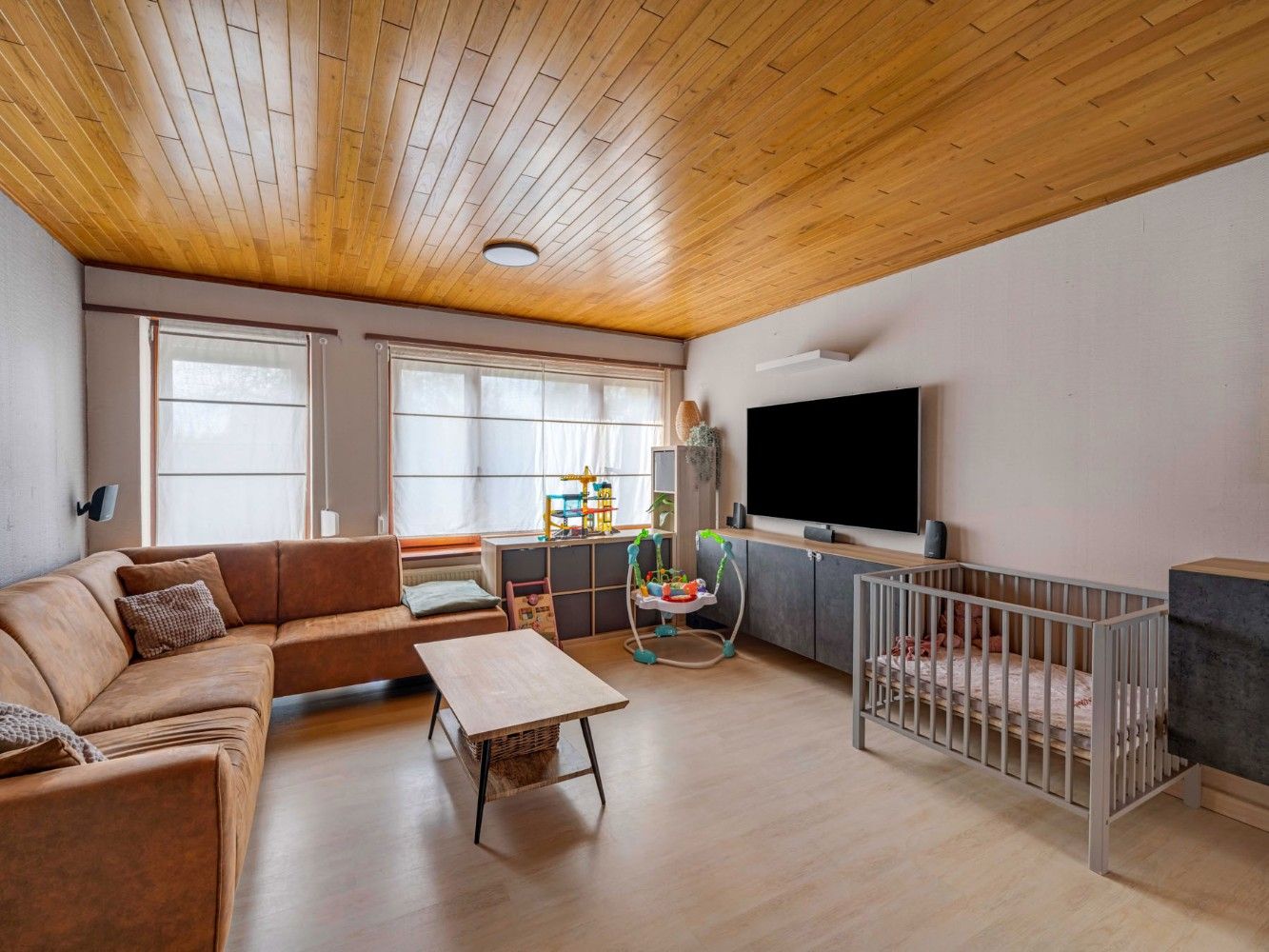 Instapklare woning met 2 slpk., garage en tuin foto 6