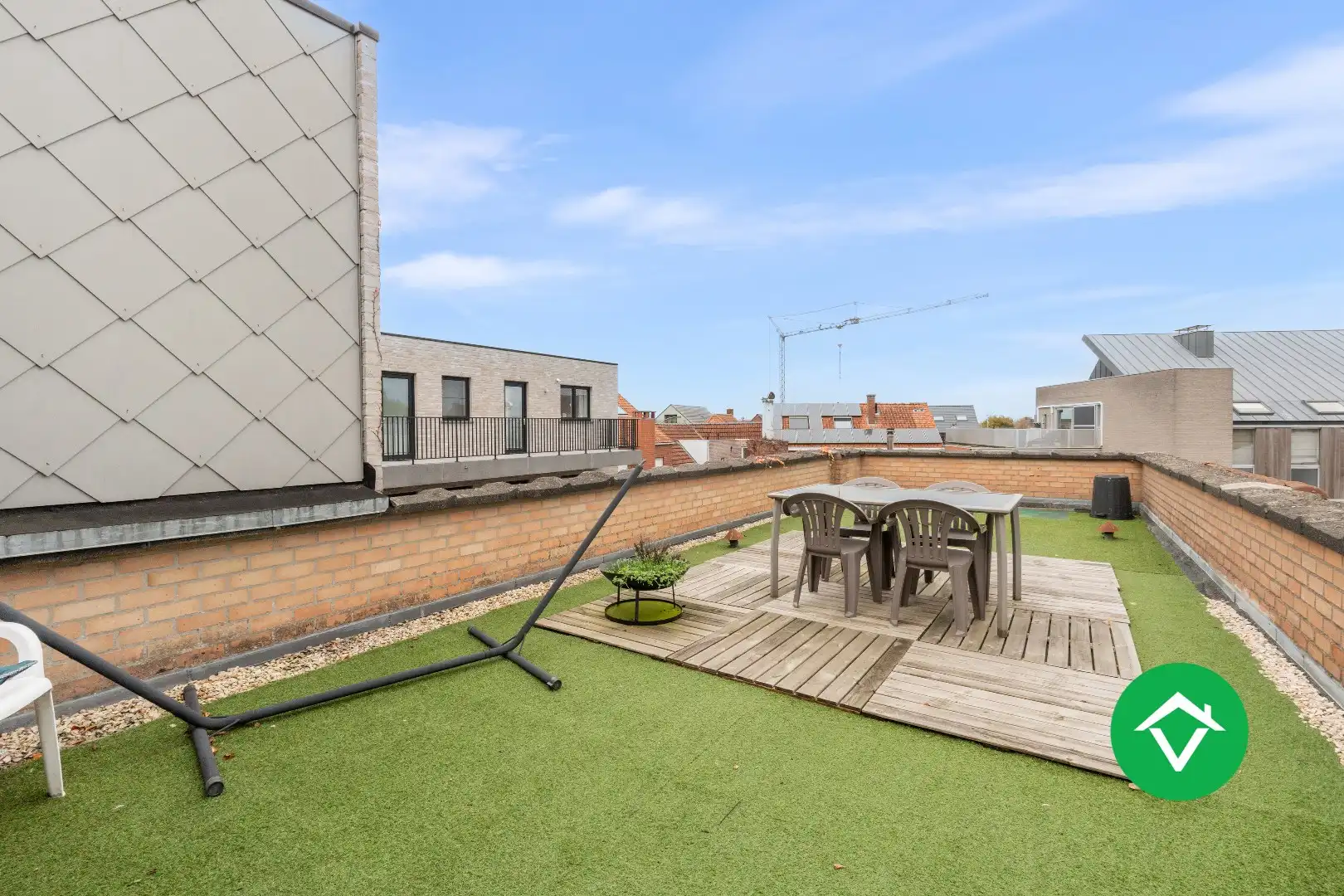Appartement met 2 slaapkamers en groot terras  in centrum Aartrijke foto 10