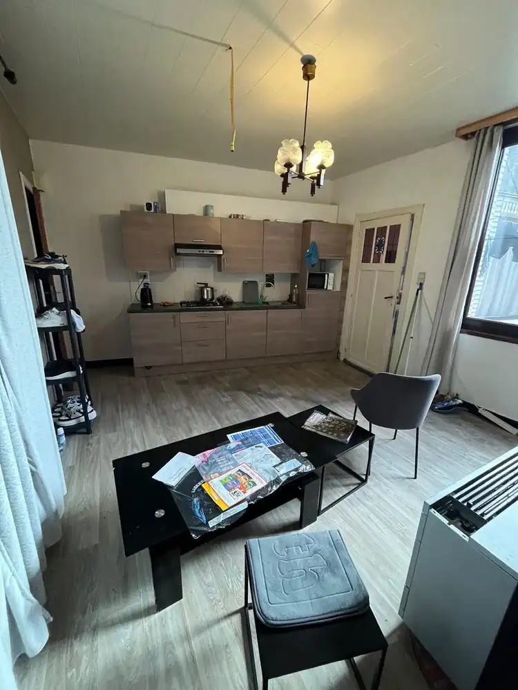 Rijwoning opgesplitst in twee appartementen foto 2