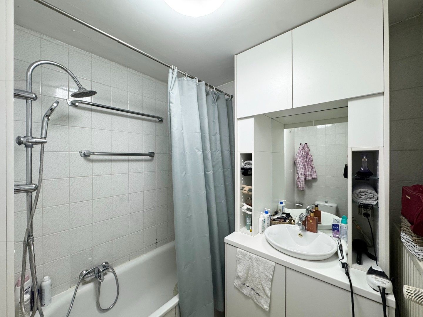 Mooi appartement met 2 slaapkamers in centrum Borgloon foto 5