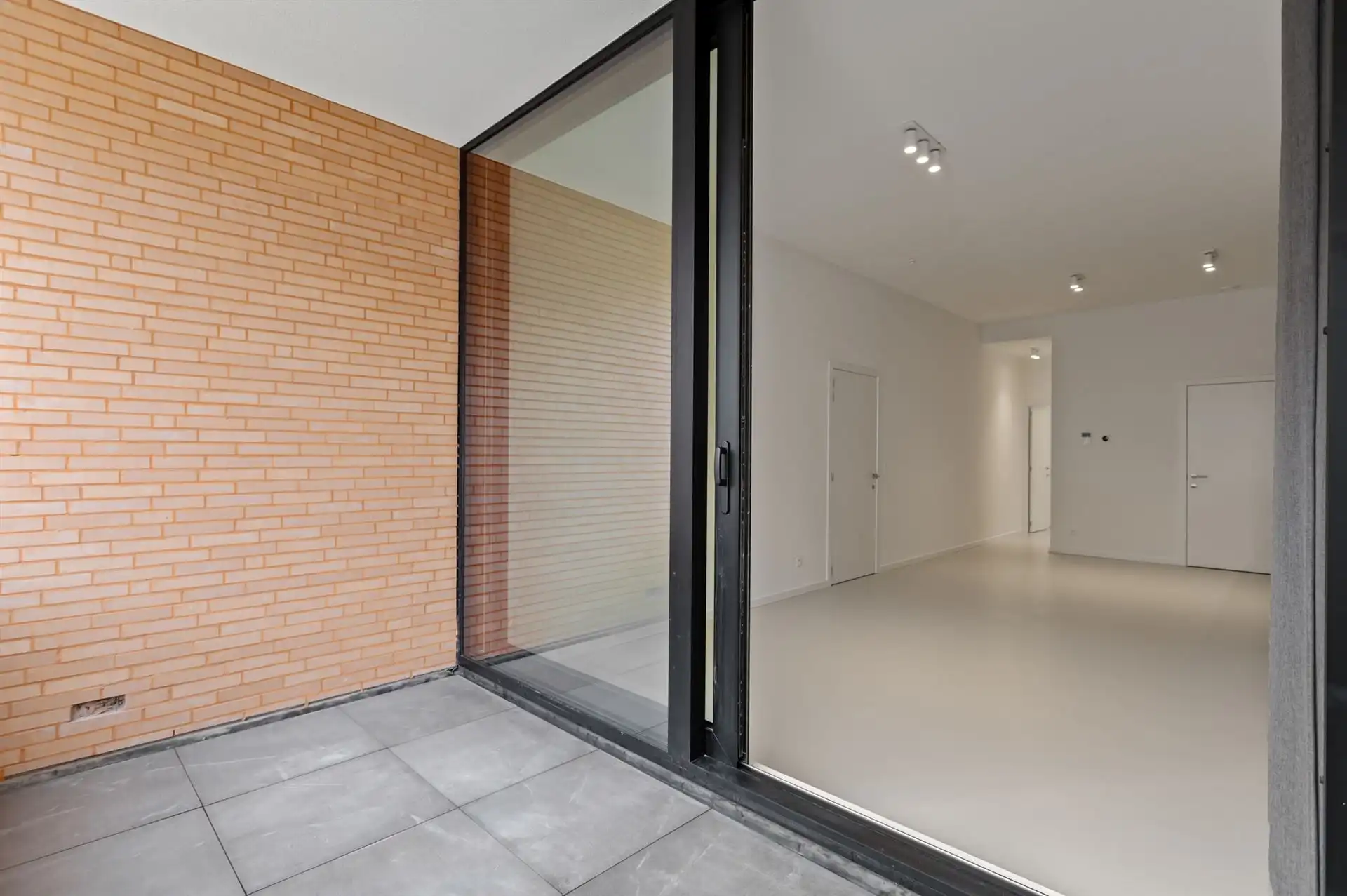 Nieuwbouw appartement met 1slk en terras foto 4