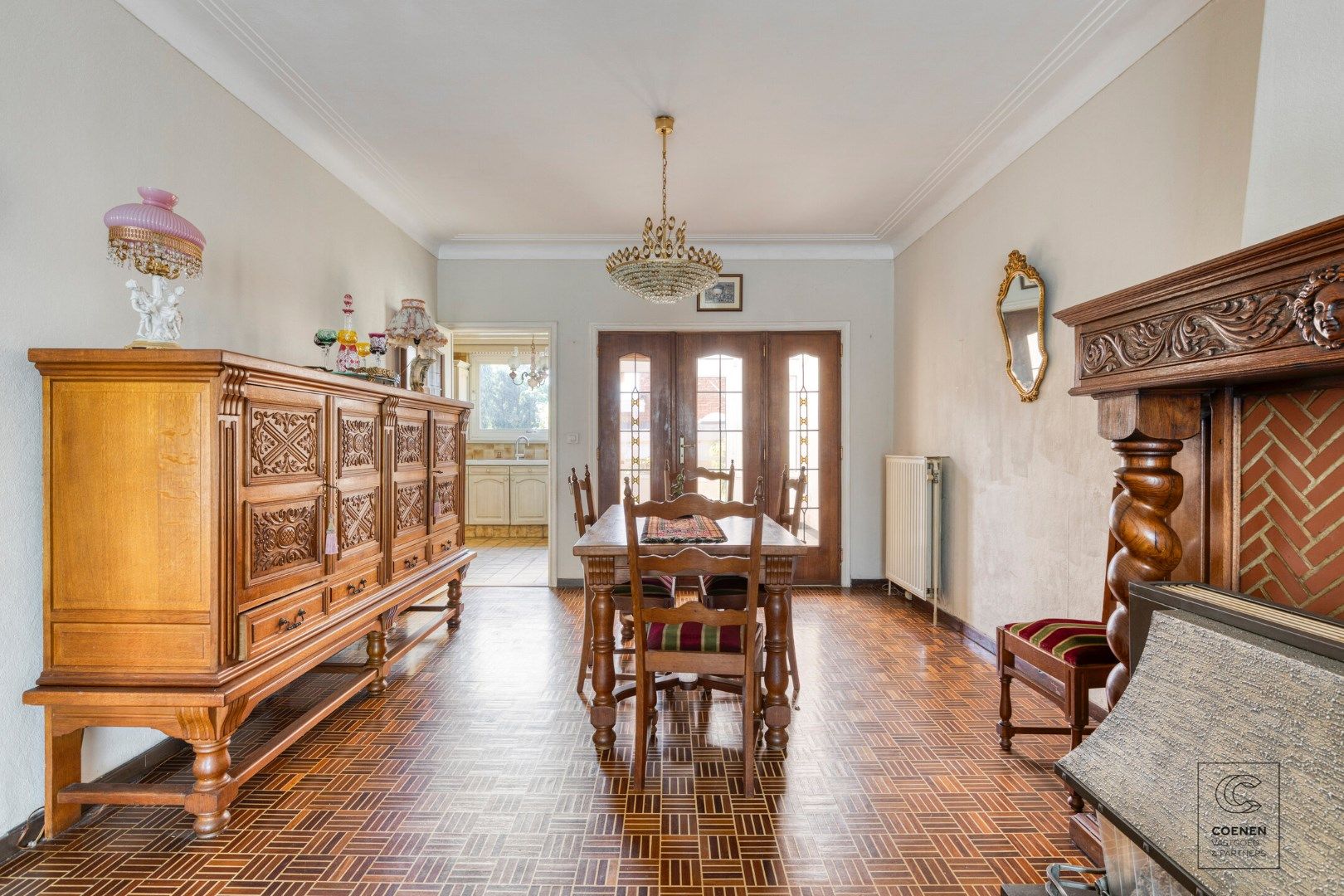 Charmante te renoveren woning van 119m² met 2 slaapkamers te Deurne! foto 5
