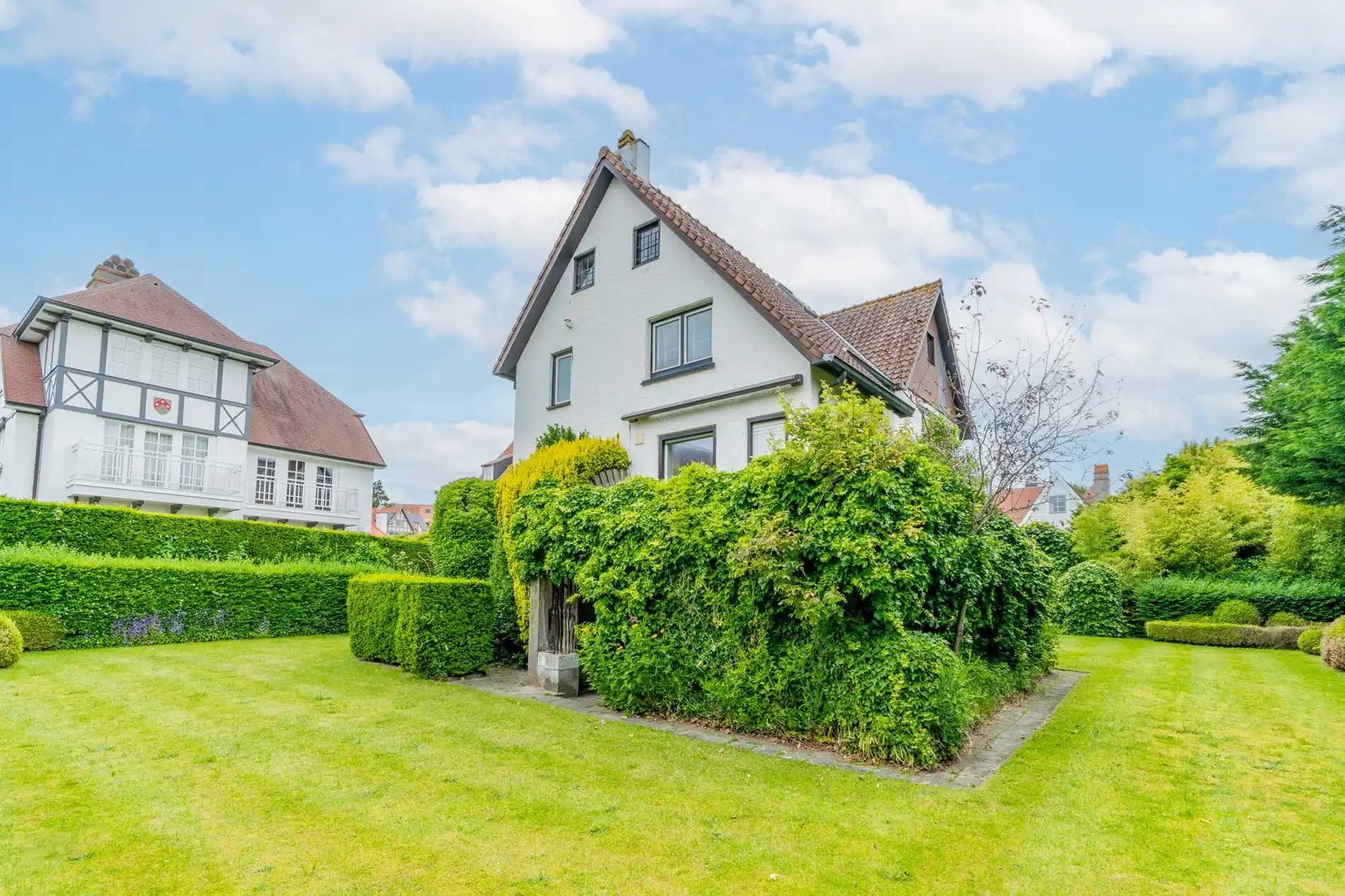 Vrijstaande villa op toplocatie in het Zoute foto 5