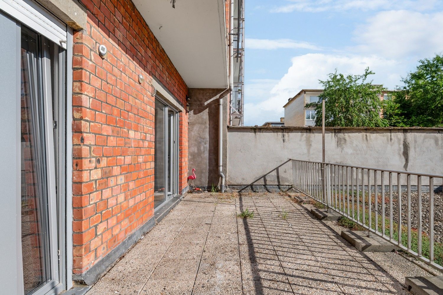 Ruim gelijkvloers appartement met 3 slaapkamers en terras in Deurne! foto 15