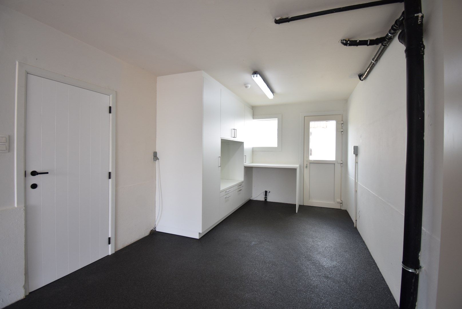 Gerenoveerde en smaakvol afgewerkte woning te Hoeselt  foto 27