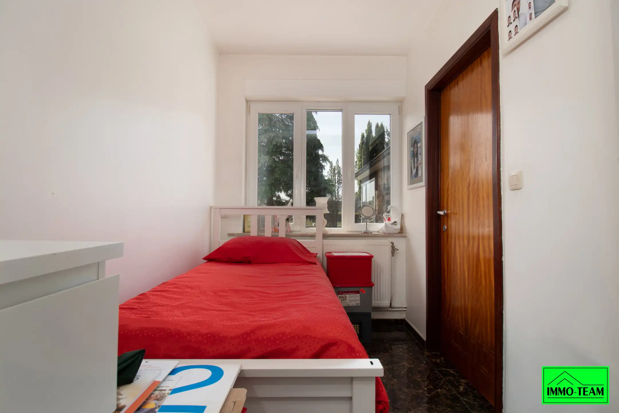 Instapklare bungalow met 5 slaapkamers foto 14