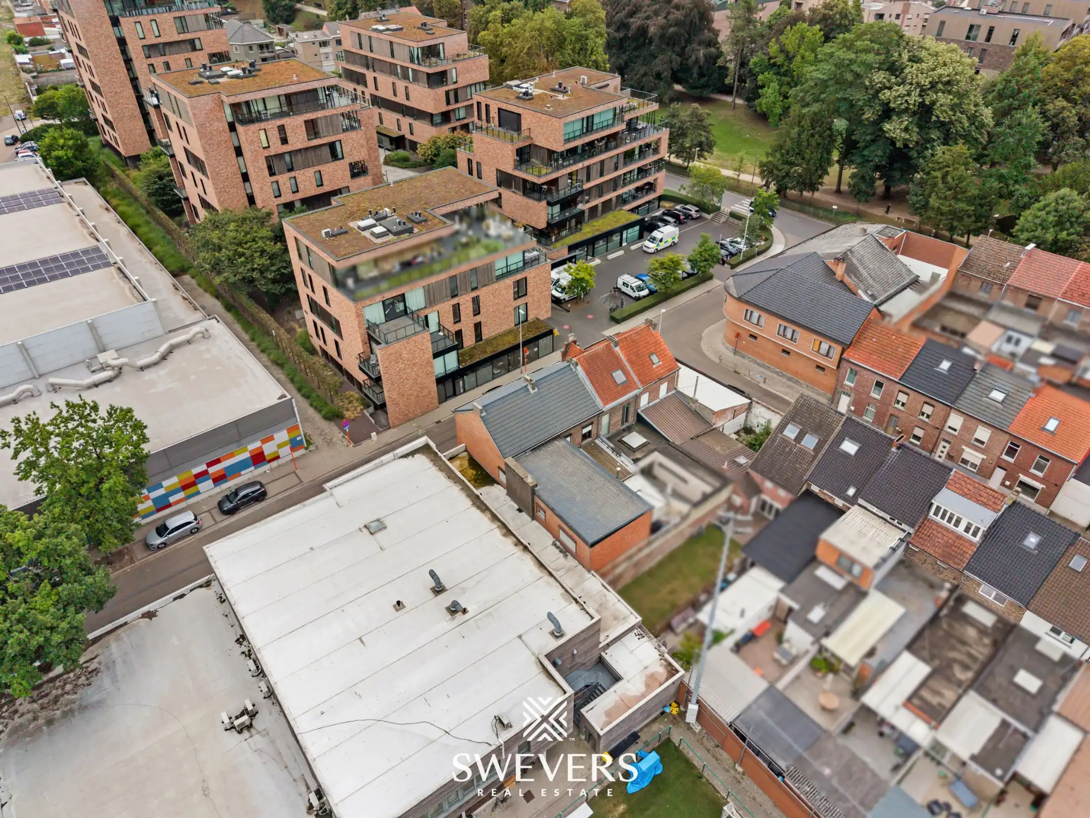 223 m² woonruimte met uitzonderlijke garage van ca. 100 m² nabij centrum foto 23