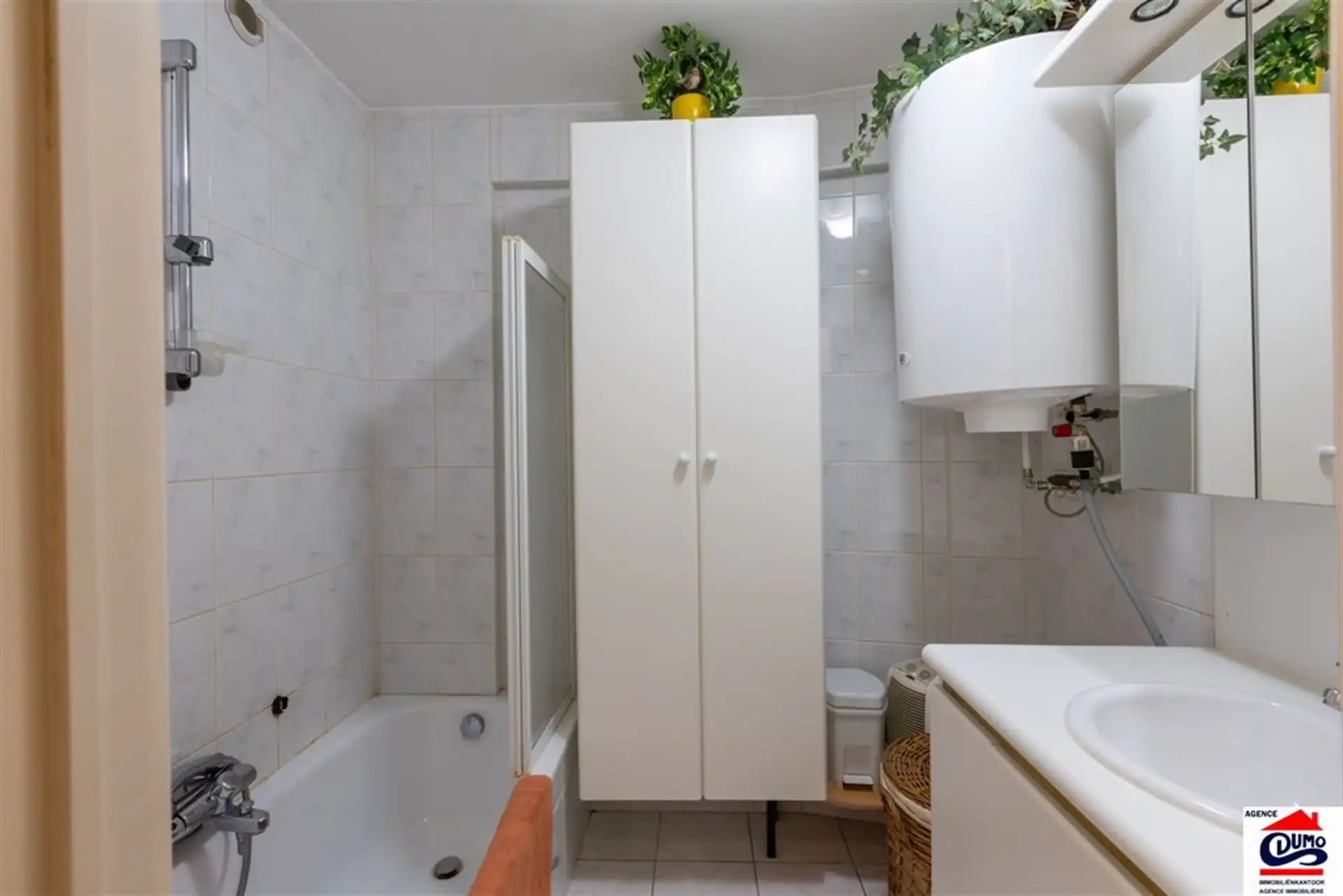 Gemeubeld appartement met 1 slaapkamers op het gelijkvloers foto 16