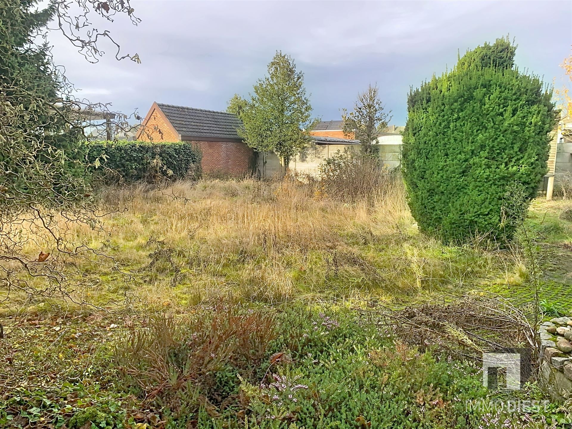 Woning te renoveren met mogelijkheden foto 9