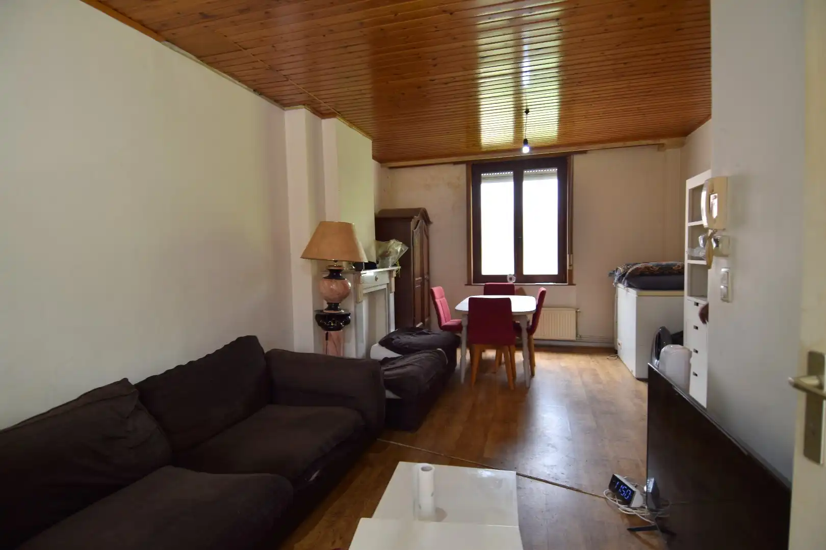 Ruime 3-slaapkamerwoning met bovenliggend appartement (woning) te koop in centrum-Kortrijk foto 10