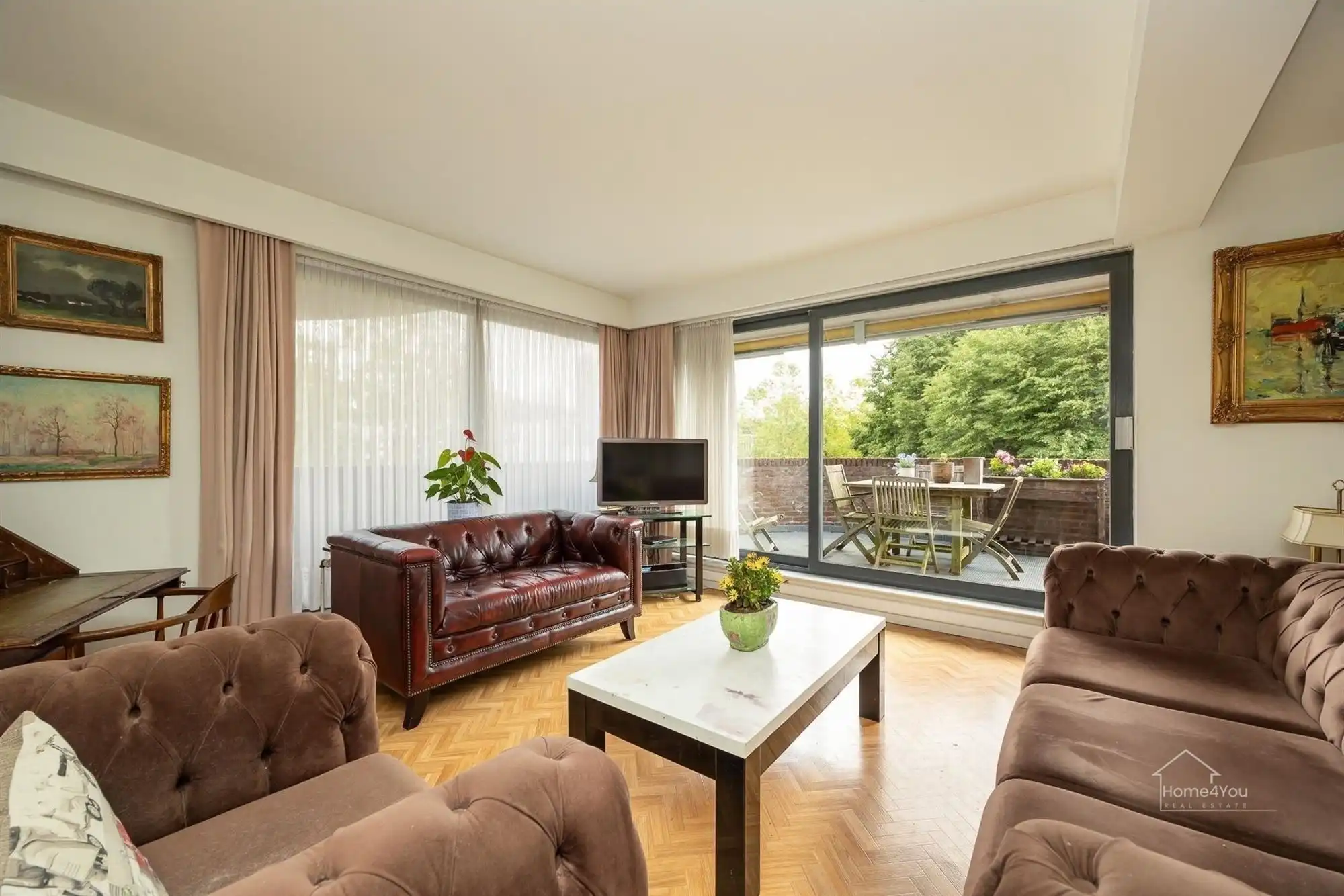 Lichtrijk hoekappartement met 2 slaapkamers en ruim terras foto 10