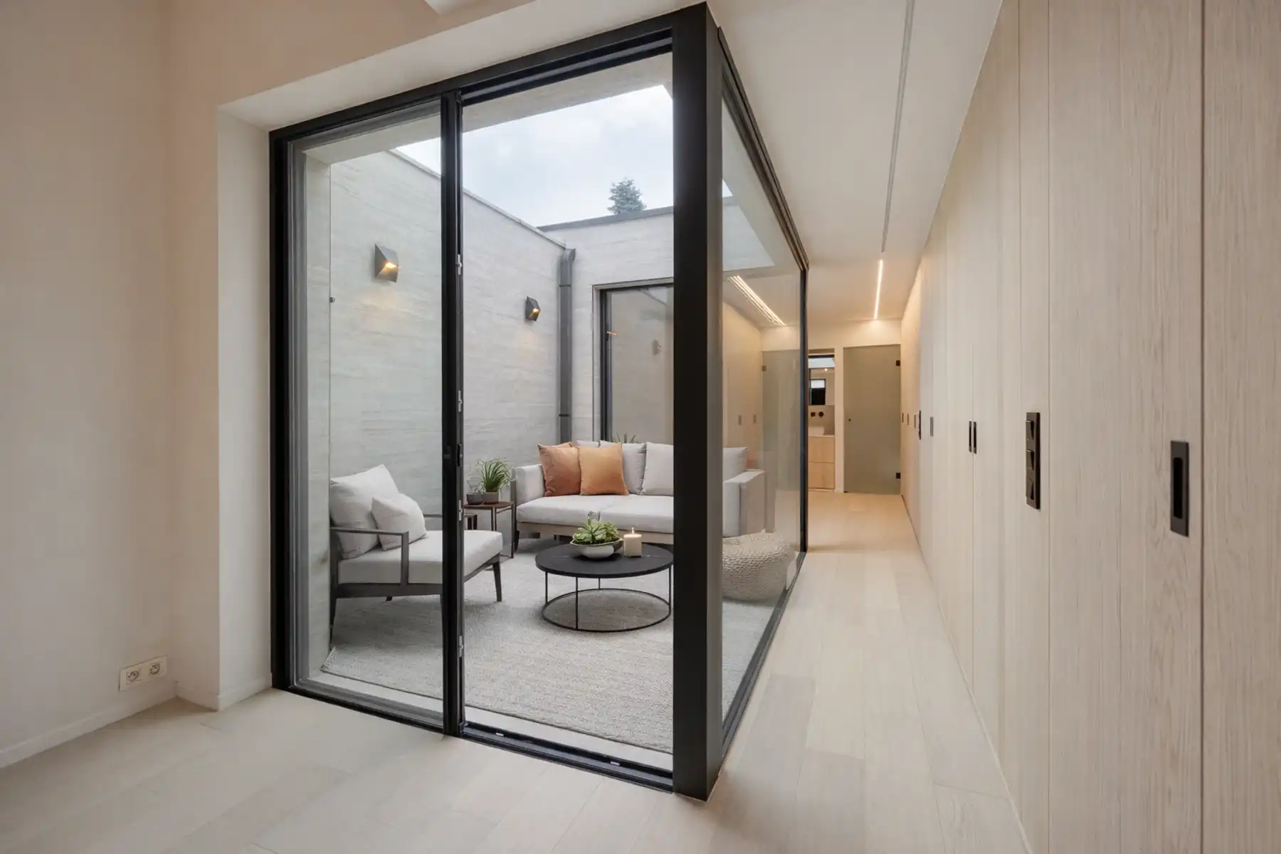 Stijlvol gerenoveerde woning met 3 slaapkamers  foto 12