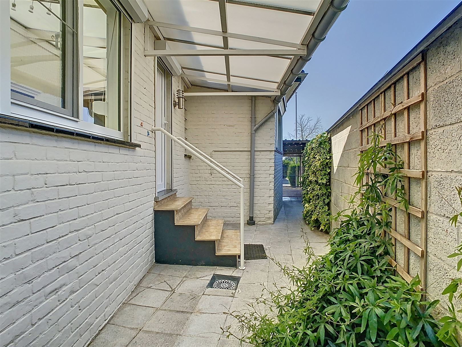 Gezellige woning, 2 slpks, terras/koer, garage, 2a 77ca  foto 6