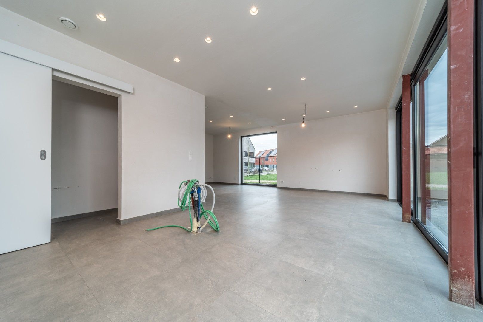 Prachtige halfopen nieuwbouwwoning te Sint-Joris-Weert ! foto 5
