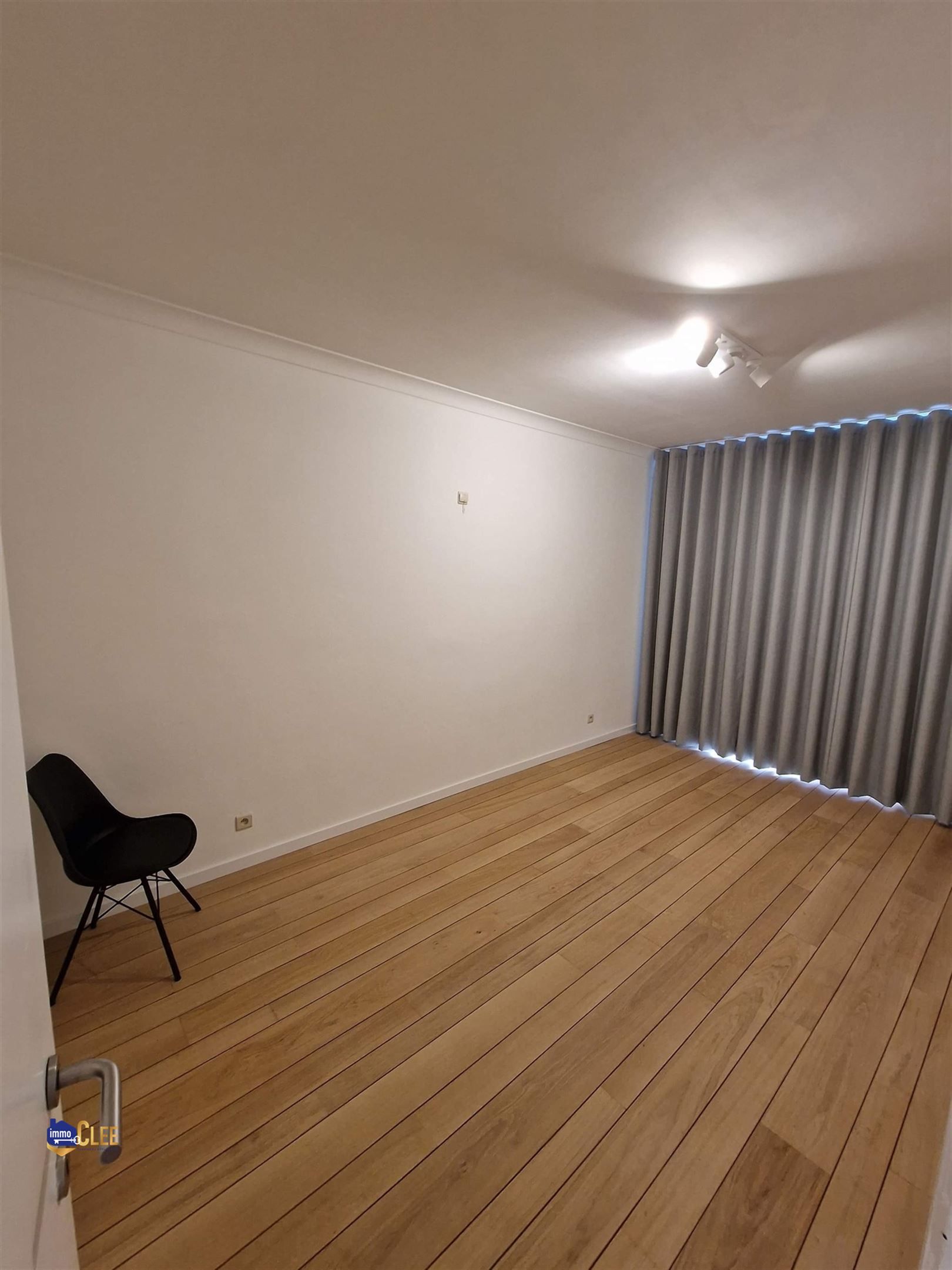 Appartement met 2 slpks in centrum van Sint-Truiden foto 13