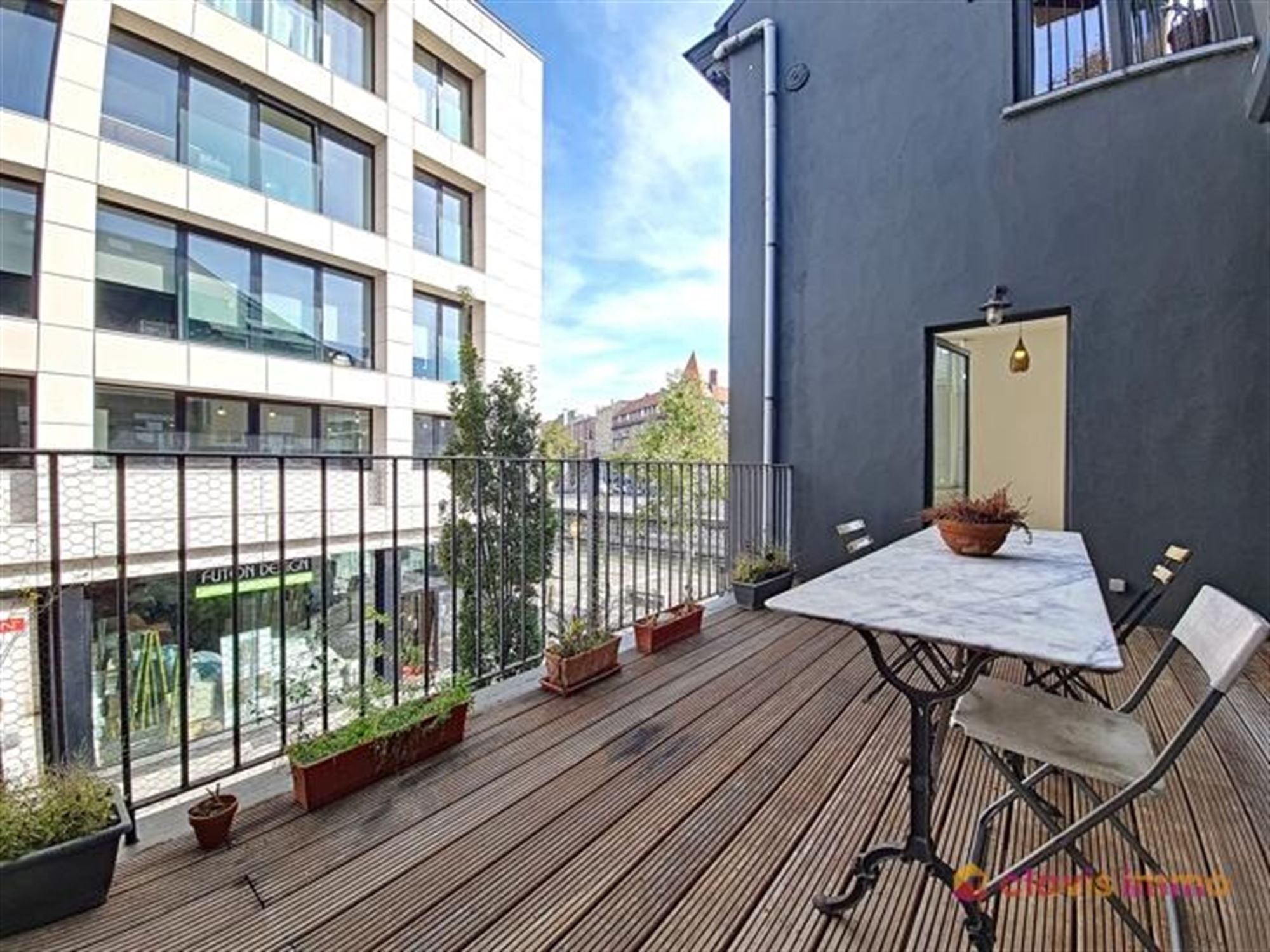 Prachtig appartement van ±150m² met 3 slaapkamers foto {{pictureIndex}}