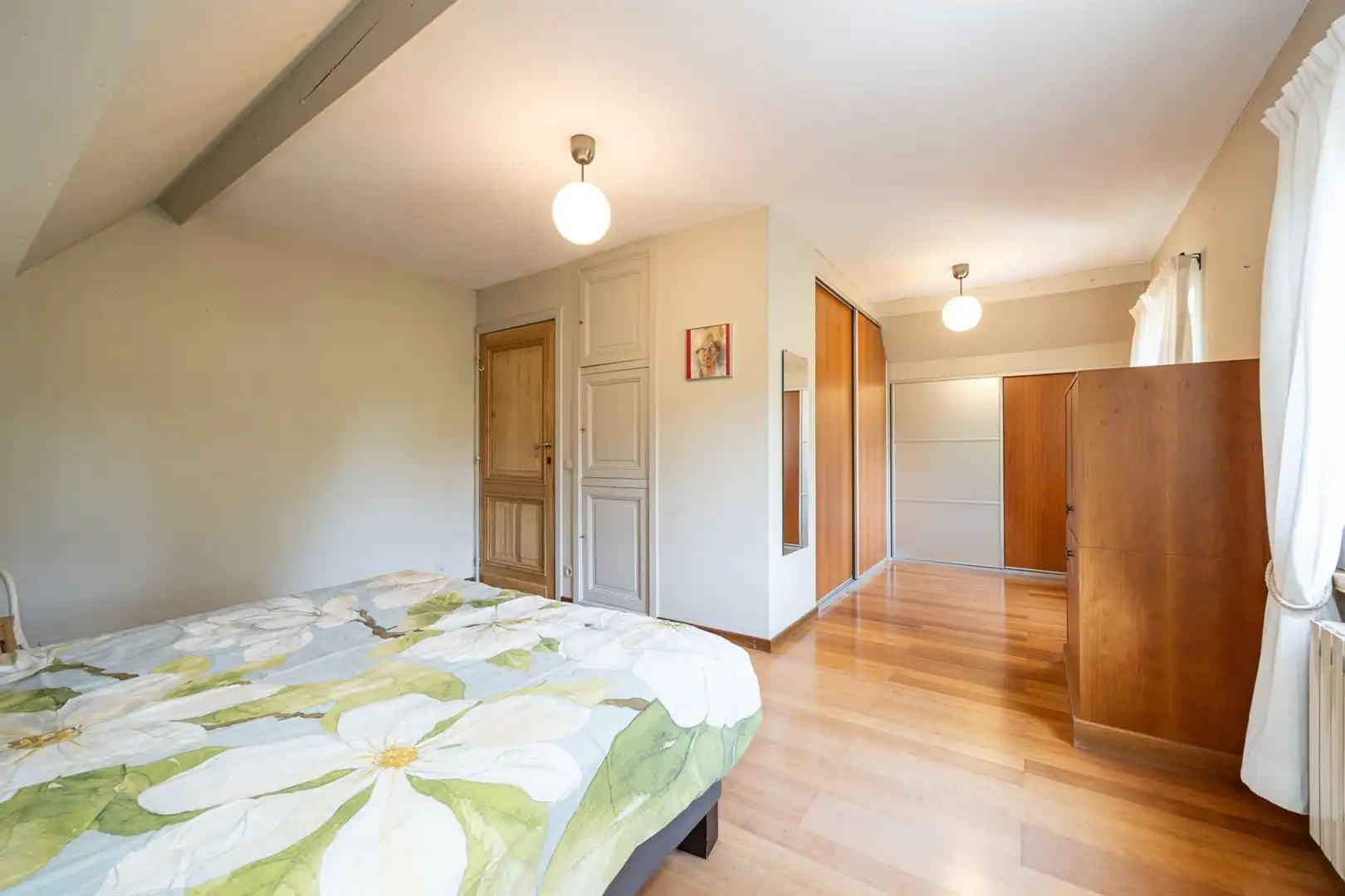 Karaktervolle landelijke woning met 4 slpk en ruime tuin foto 18