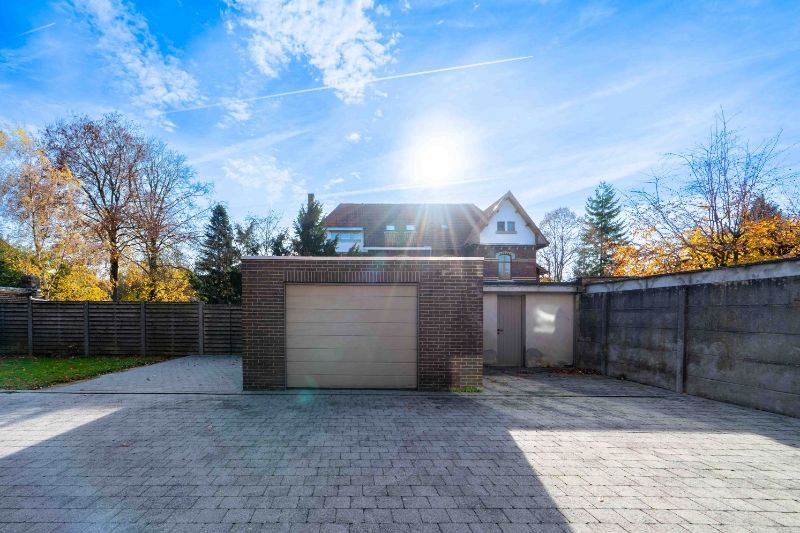 Woning met 5 slaapkamers op 8a29 foto 3