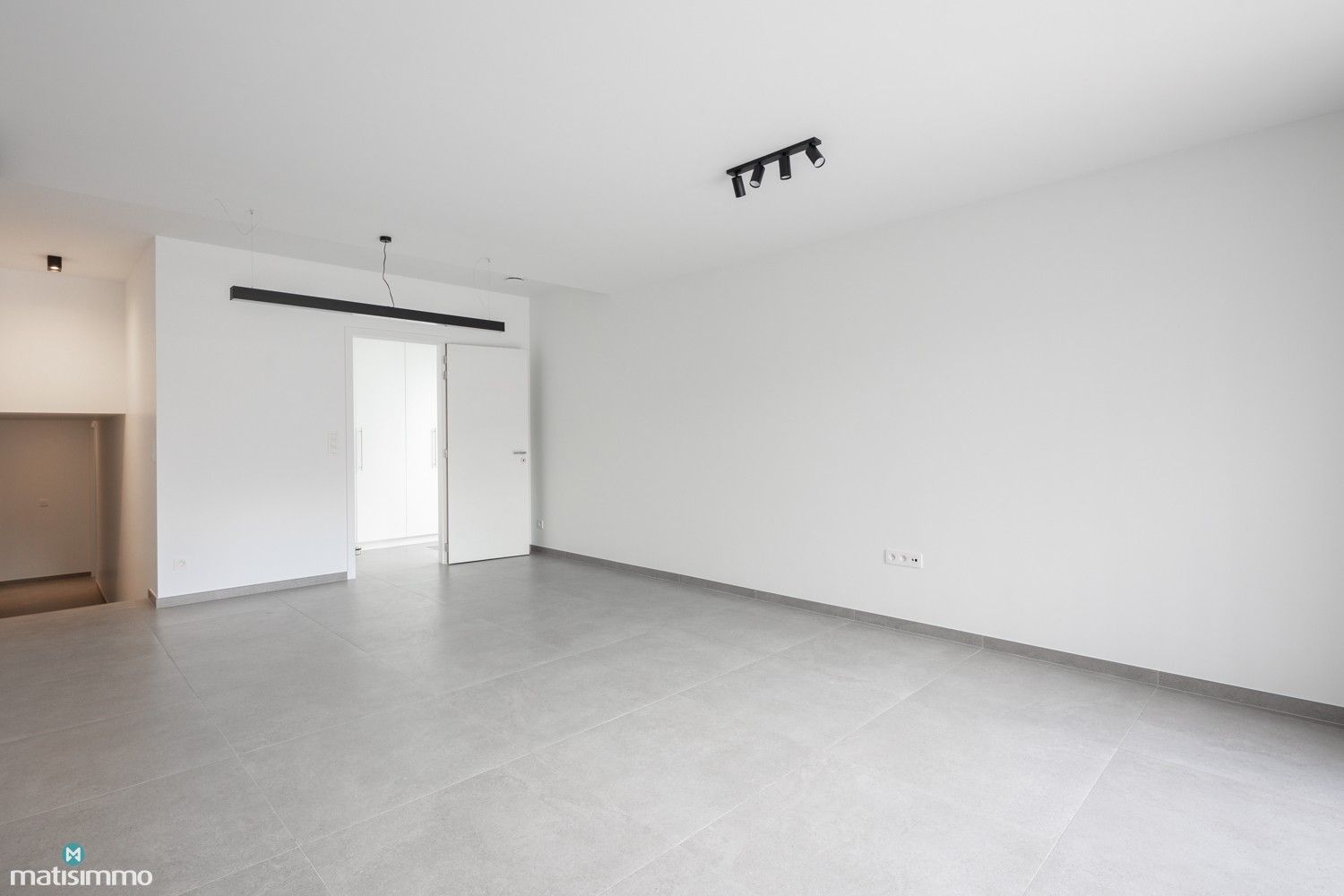 NIEUWBOUWAPPARTEMENT VOORZIEN VAN ALLE COMFORT MET TWEE SLAAPKAMERS TE MOPERTINGEN foto 7