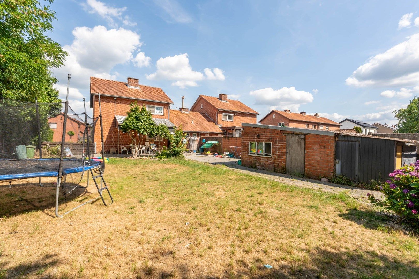 Comfortabele, halfvrijstaande woning op perceel van 7a19ca, rustige ligging! foto 21