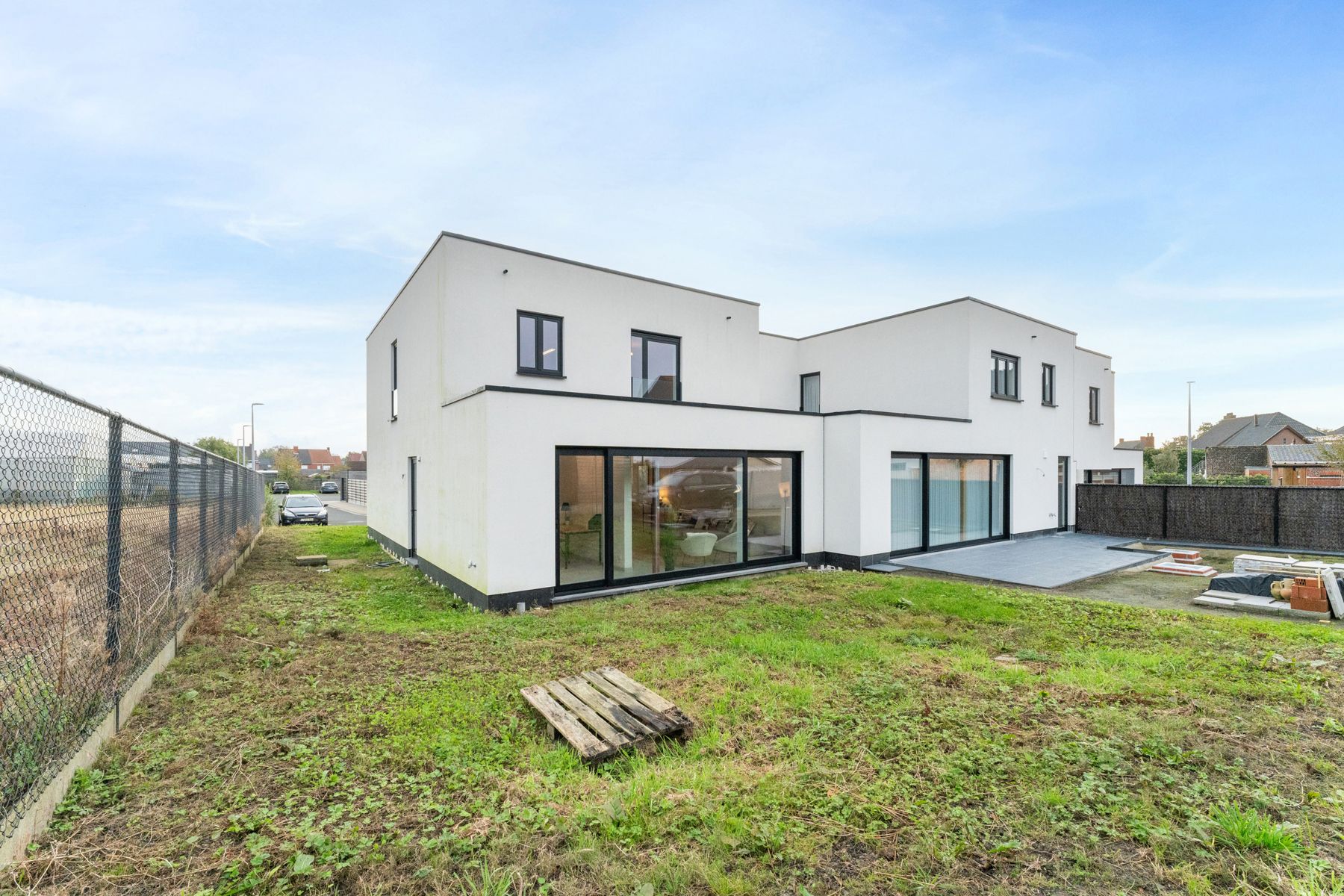 Instapklare nieuwbouwwoning te koop in hartje Pittem foto 23