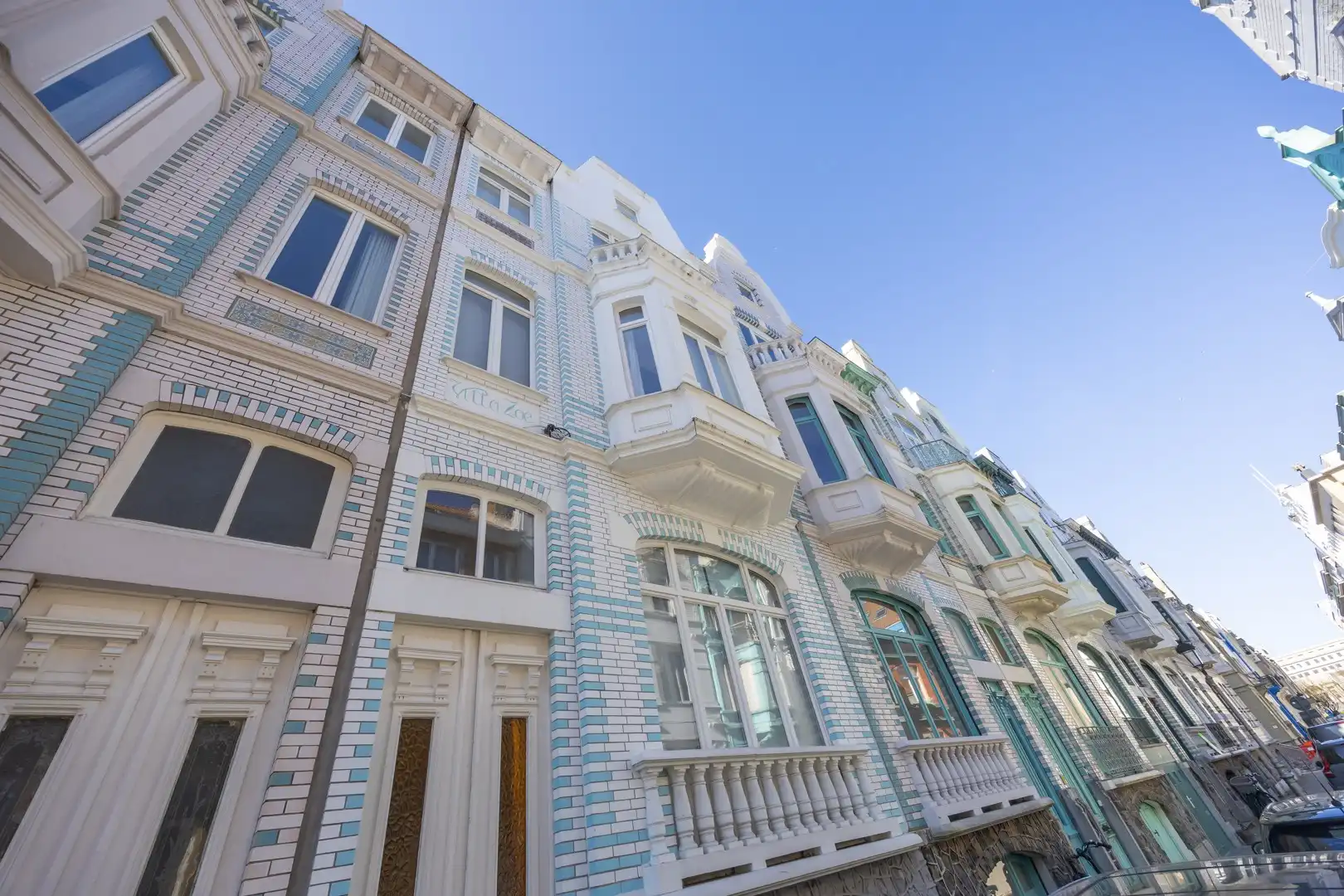 Huis te koop foto {{pictureIndex}}