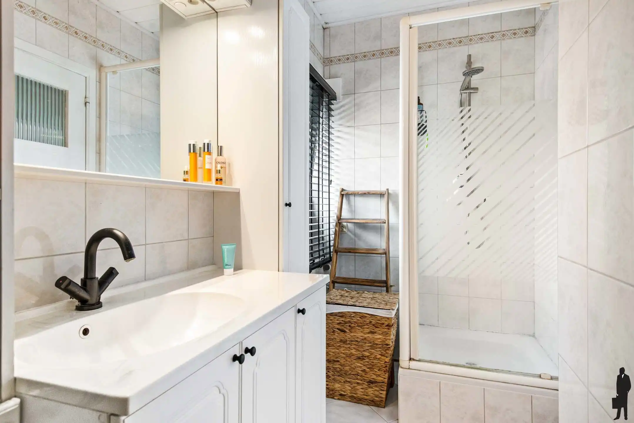 Instapklare gezinswoning met 3 slaapkamers en gezellige tuin foto 20