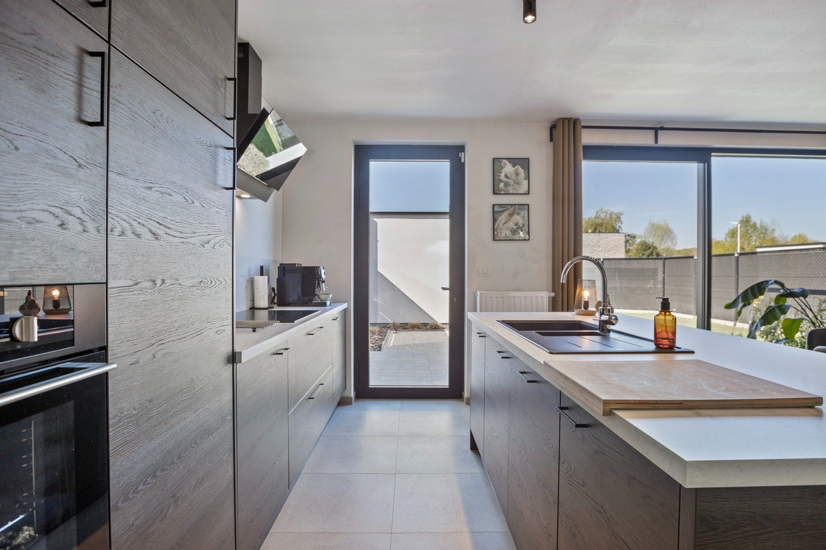 Moderne nieuwbouwwoning met 4 slpks en garage in Jabbeke foto 5