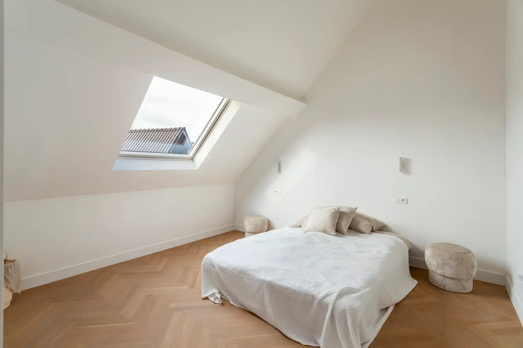 Gerenoveerd duplexappartement met terras in Markgravewijk foto 8