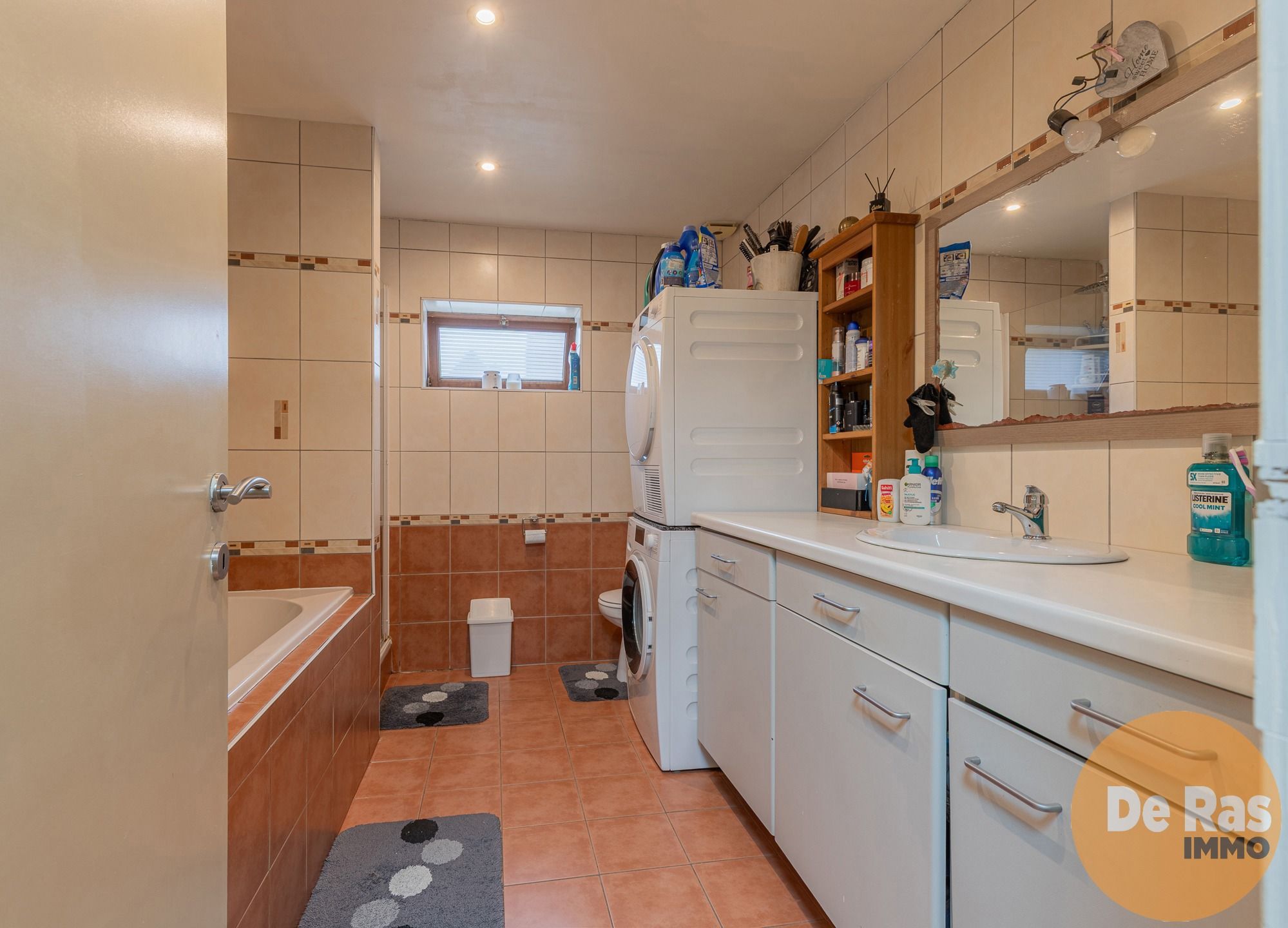 BERLARE - Gezinswoning met veel ruimte en mogelijkheden foto 9
