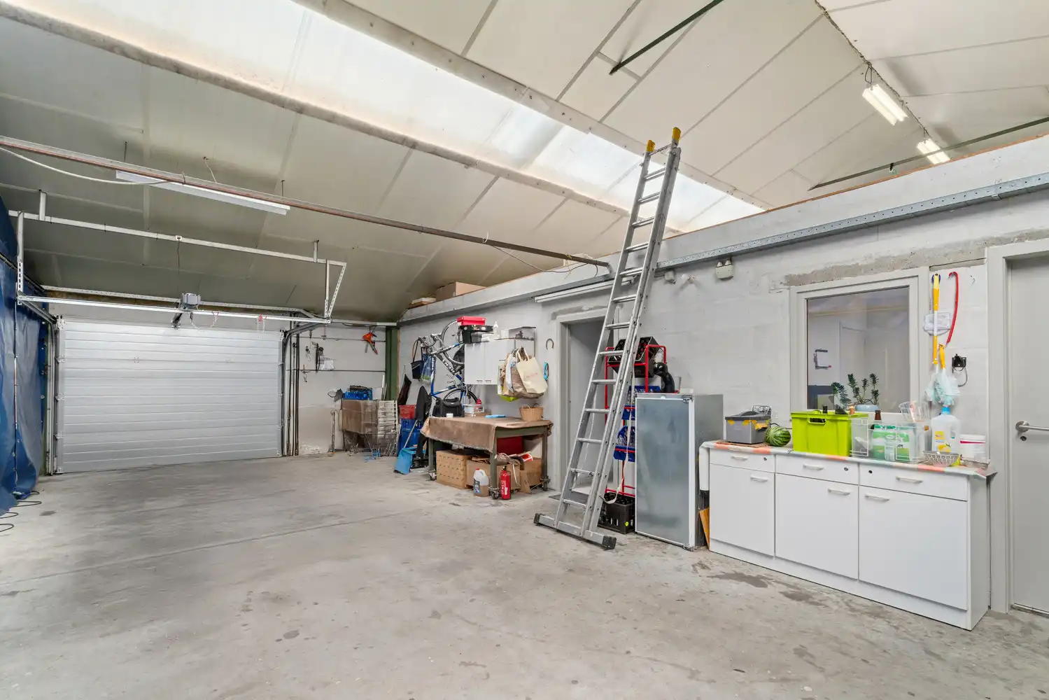 Alleenstaande woning met atelier te Meulebeke. foto 23