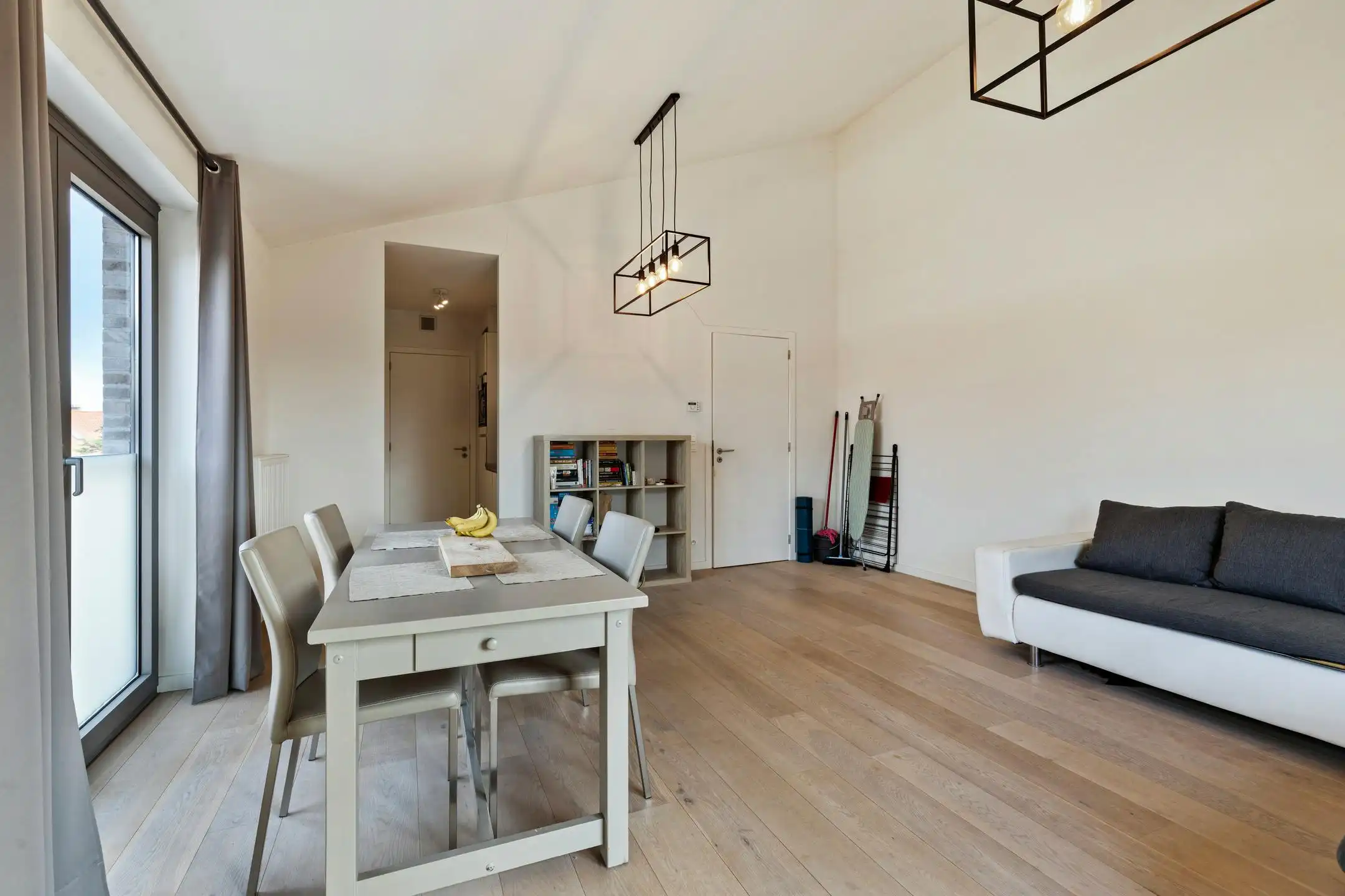 Appartement met 2 slaapkamers nabij centrum Rumbeke  foto 3