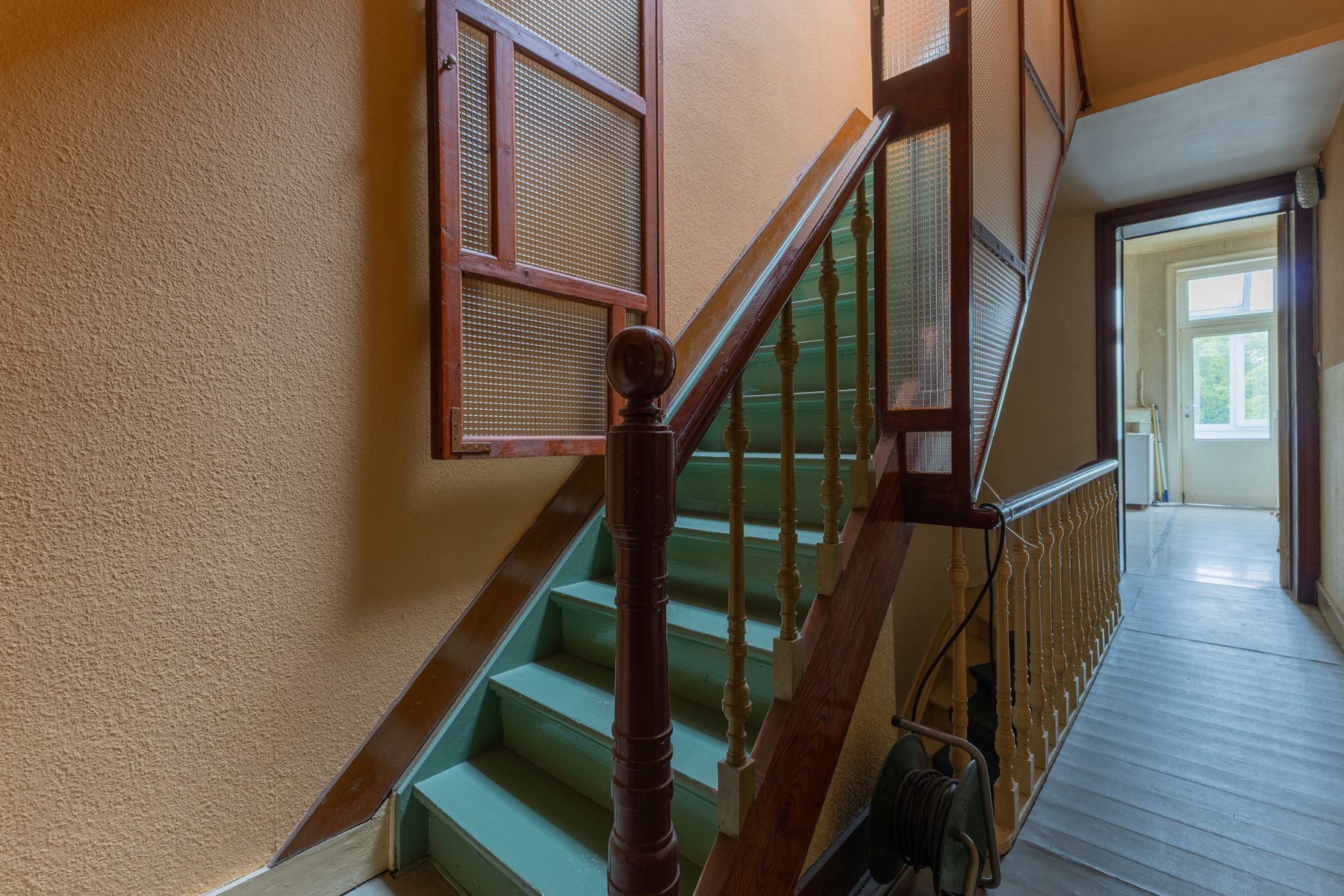 Zeer gunstig gelegen herenwoning met 5 slaapkamers en tuin foto 22