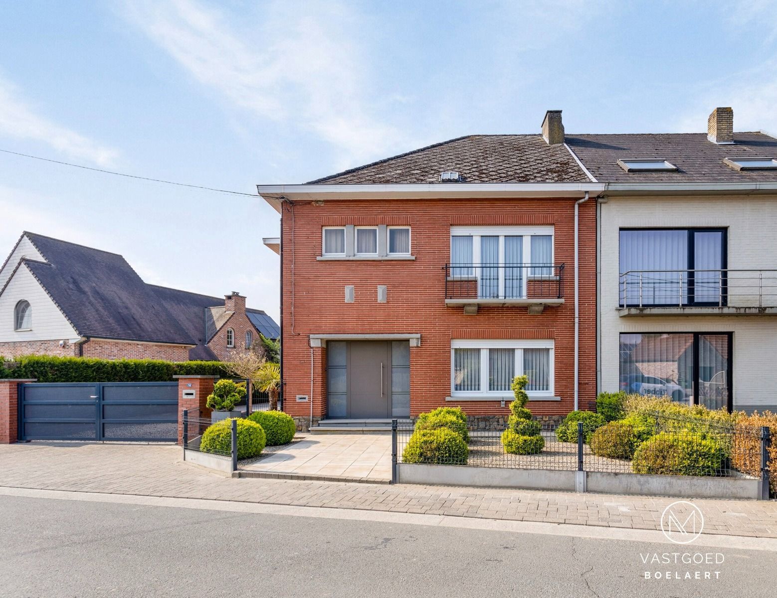 Gezinswoning met dubbele garage, 3 slaapkamers en grote tuin te Nieuwerkerken foto 30