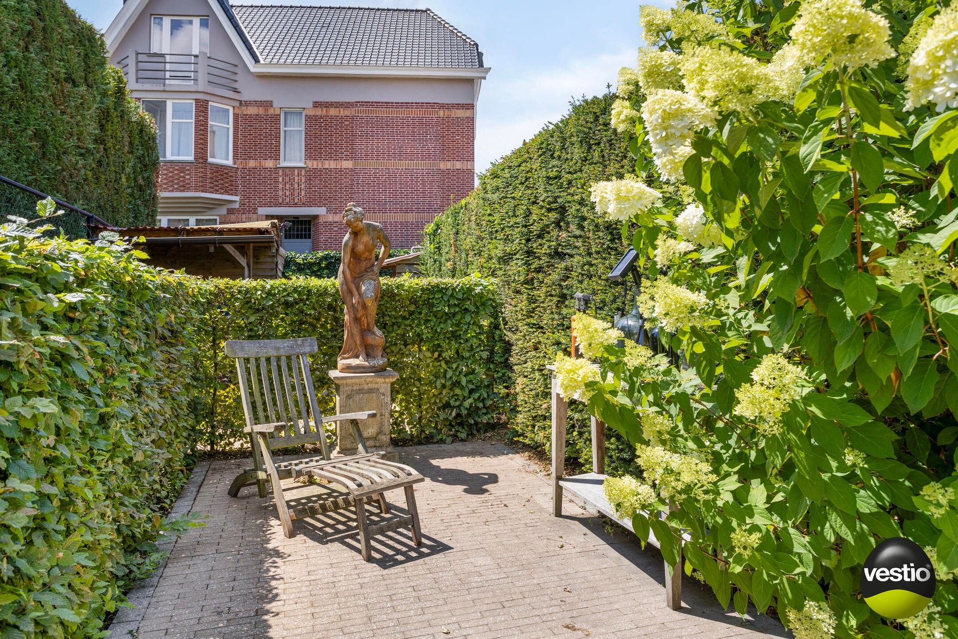 Schitterend gelegen stadswoning met grote tuin en mogelijkheid tot aankoop garagebox! foto 23