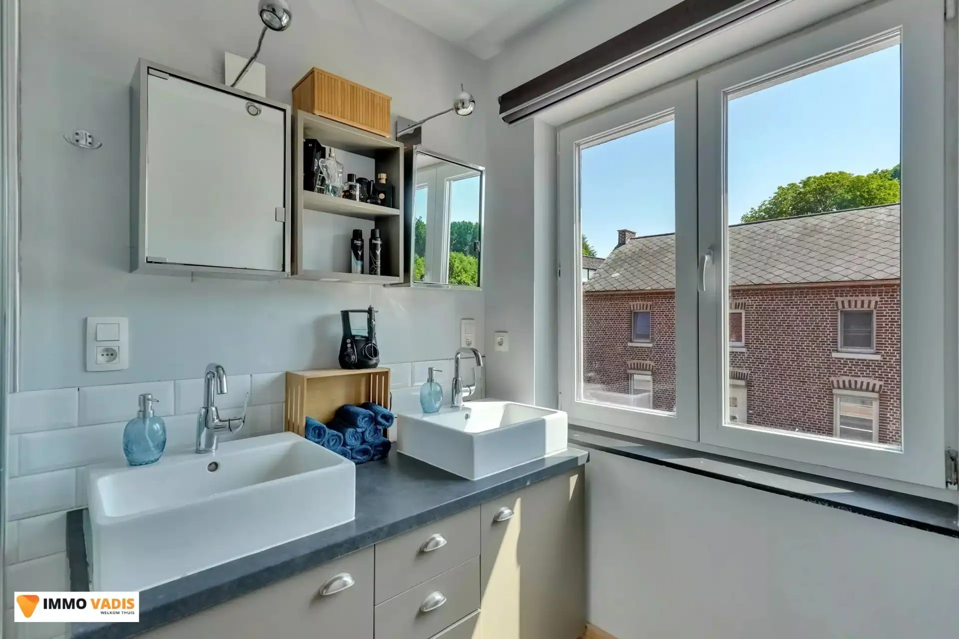 Instapklare, ruime woning met vier slaapkamers foto 16