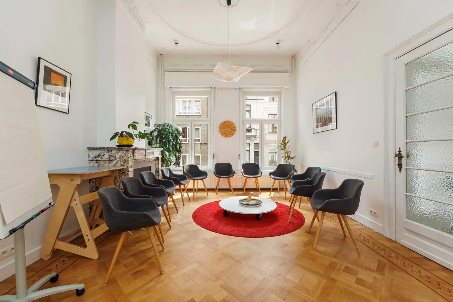 Instapklare en ruime herenwoning (362m²/EPC B) met zalige buitenruimtes op toplocatie te Antwerpen-Zuid: ideaal voor combi wonen/werken! foto 8
